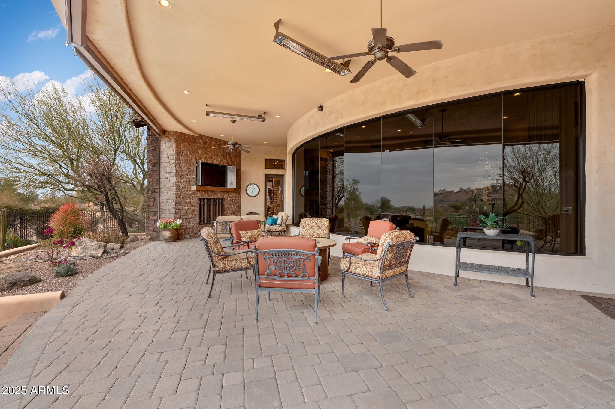 Superstition Mountain - Residential