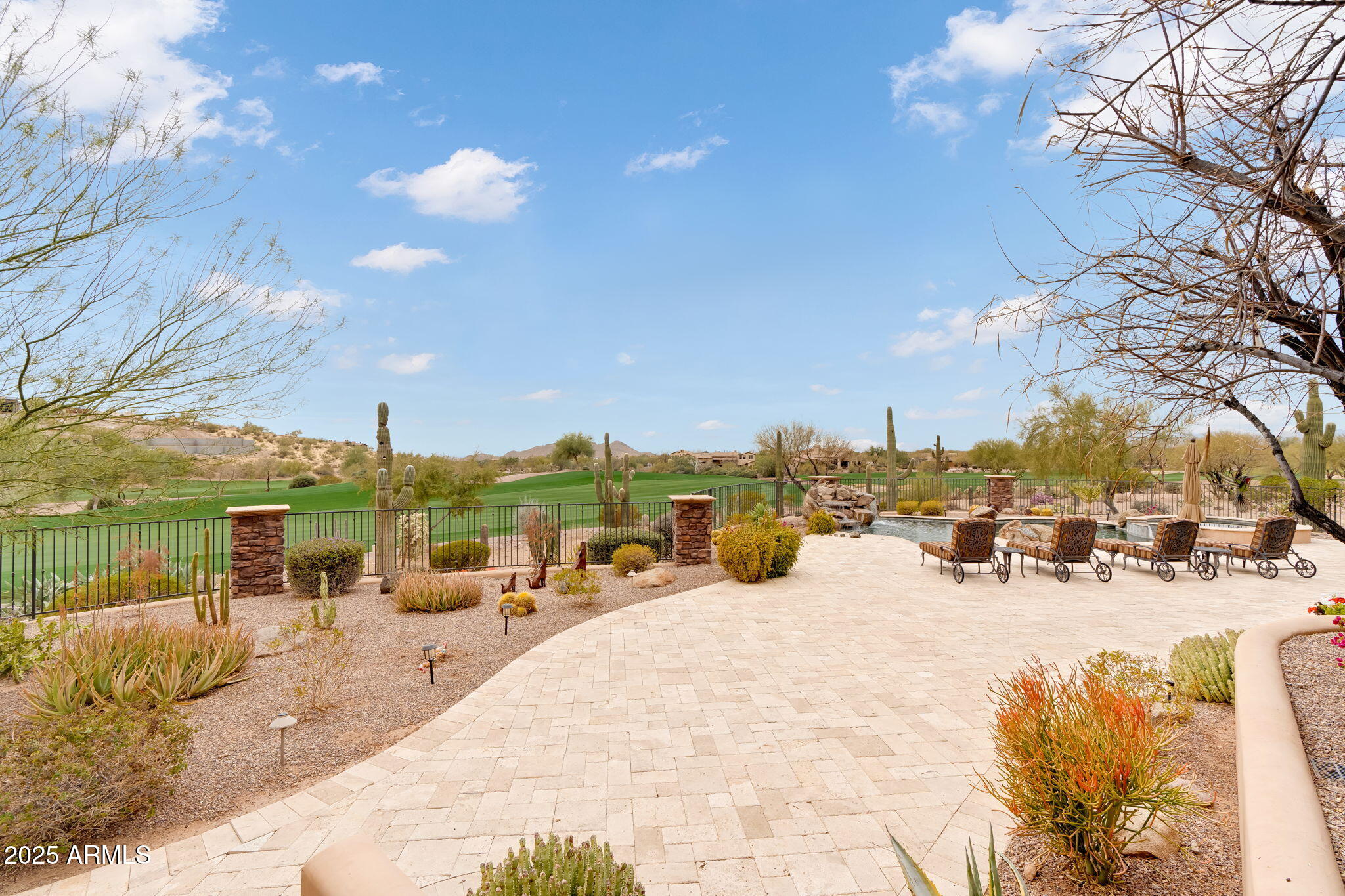 Superstition Mountain - Residential