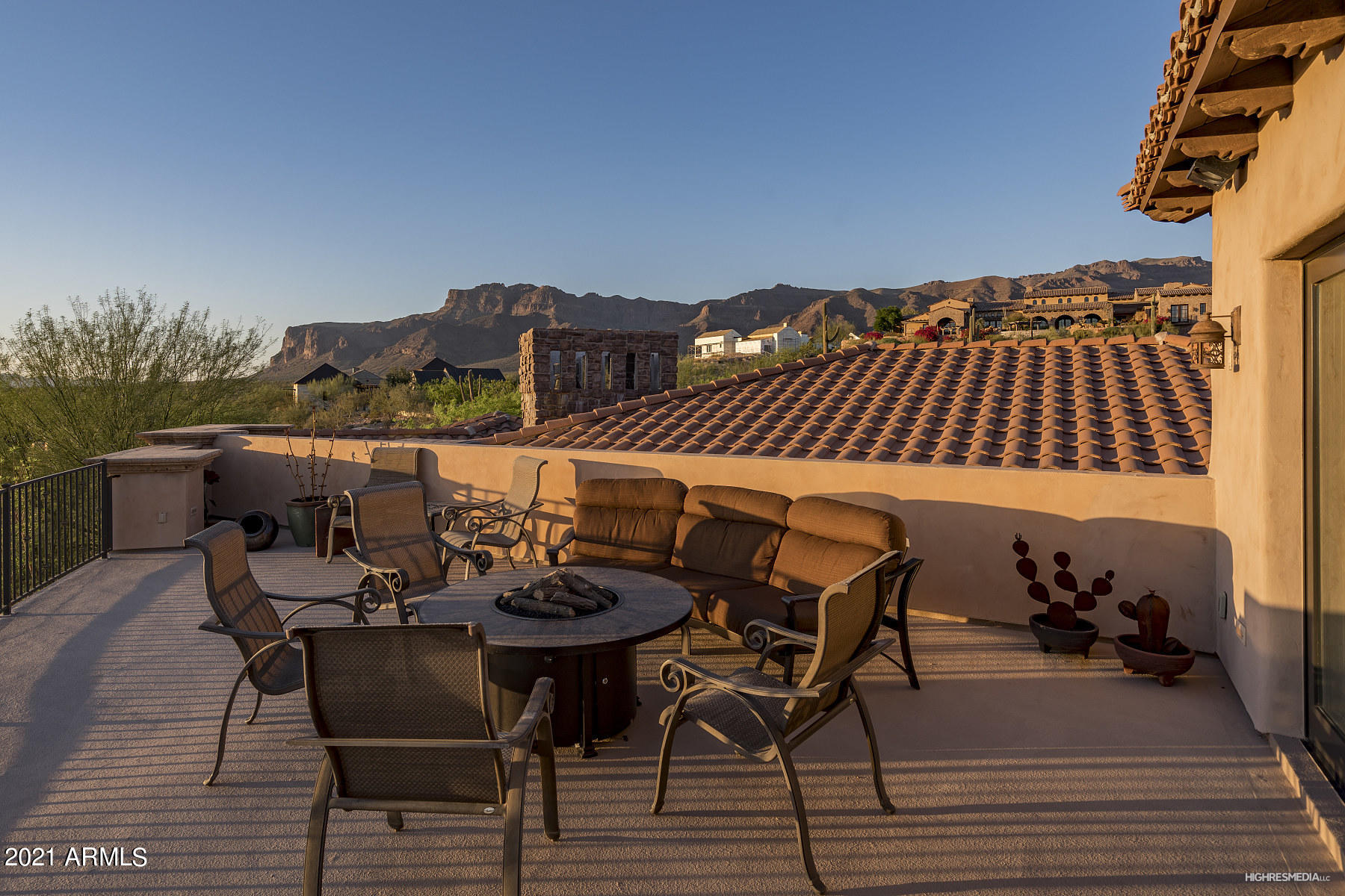 Superstition Mountain - Residential