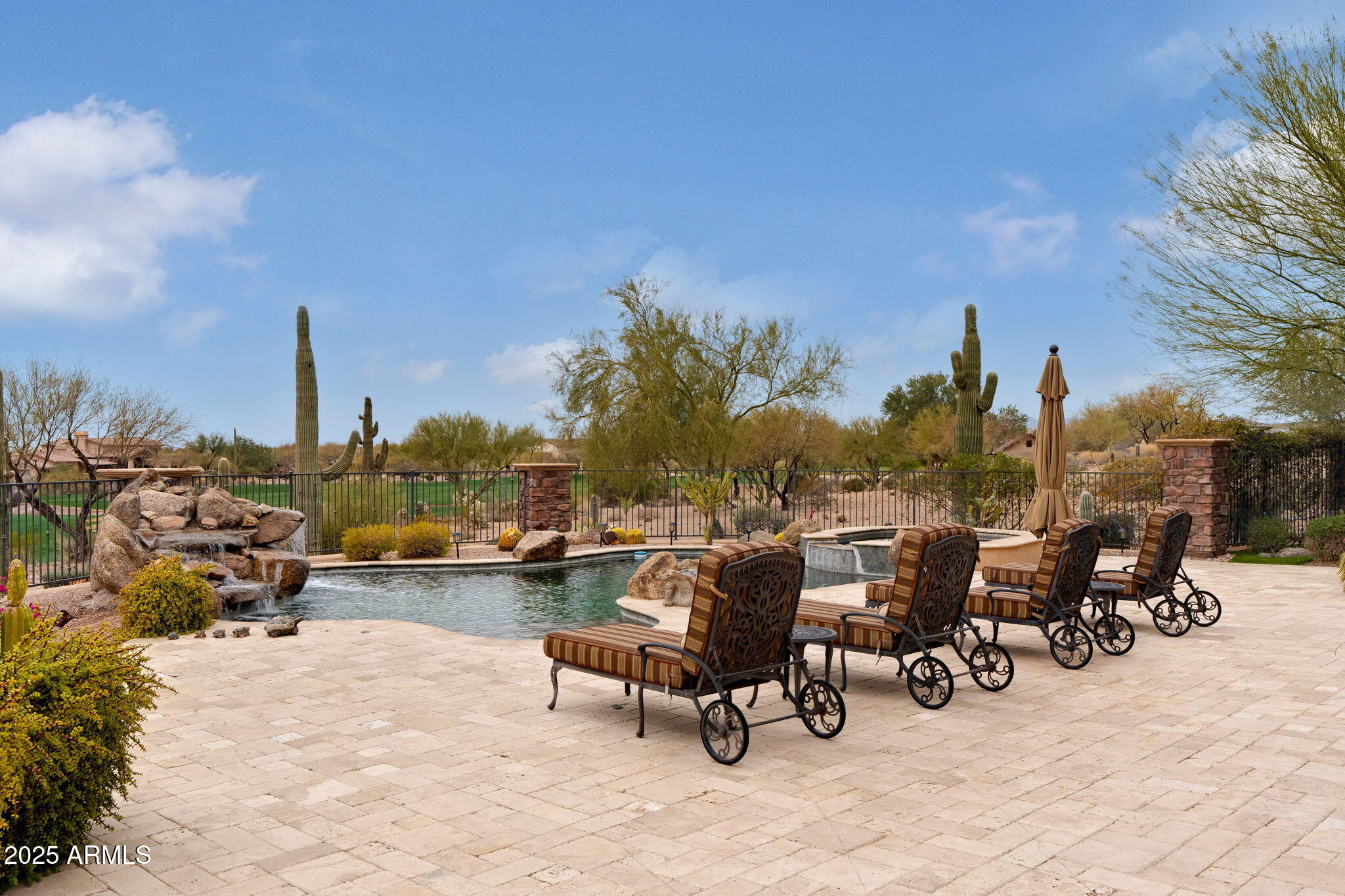 Superstition Mountain - Residential