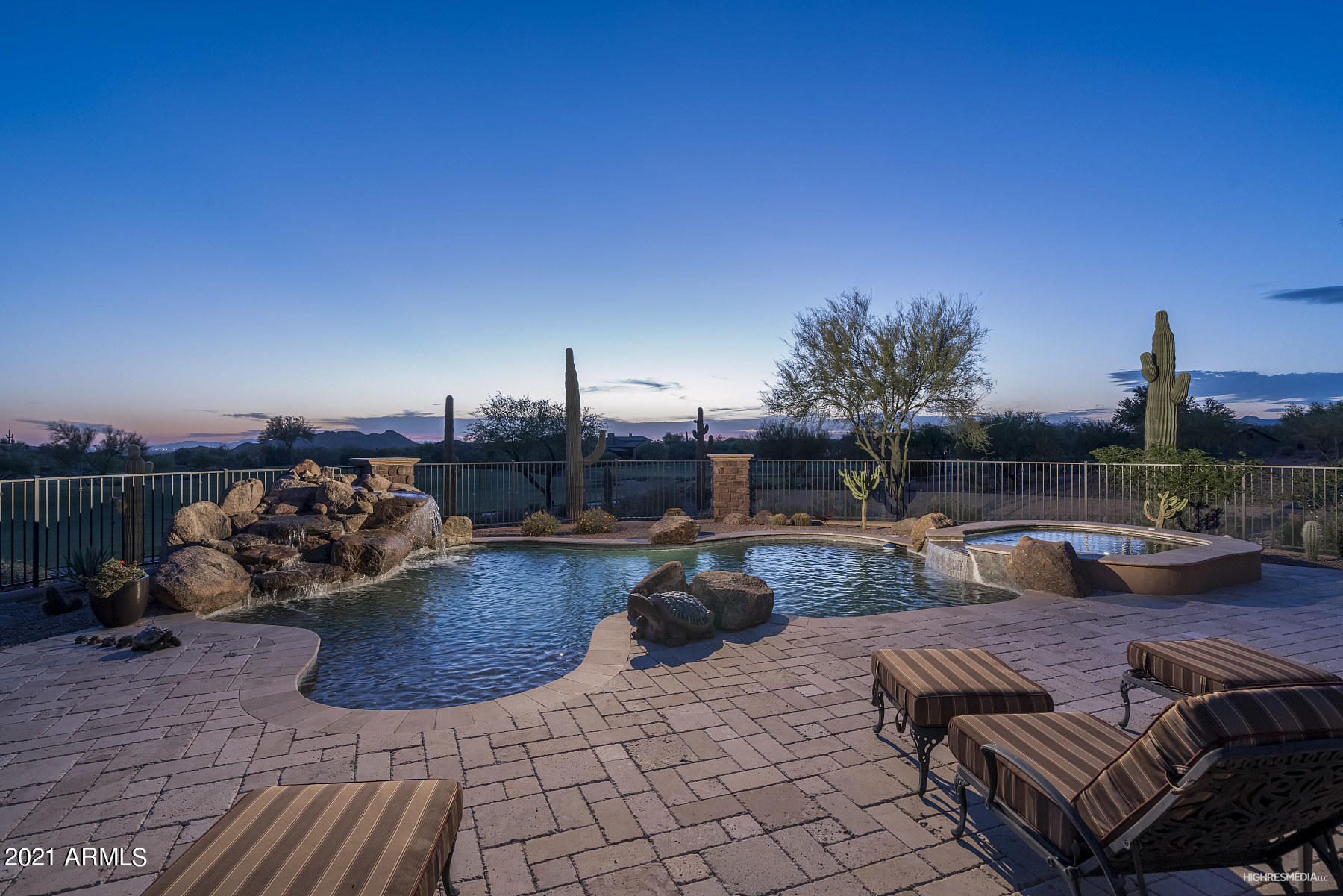 Superstition Mountain - Residential