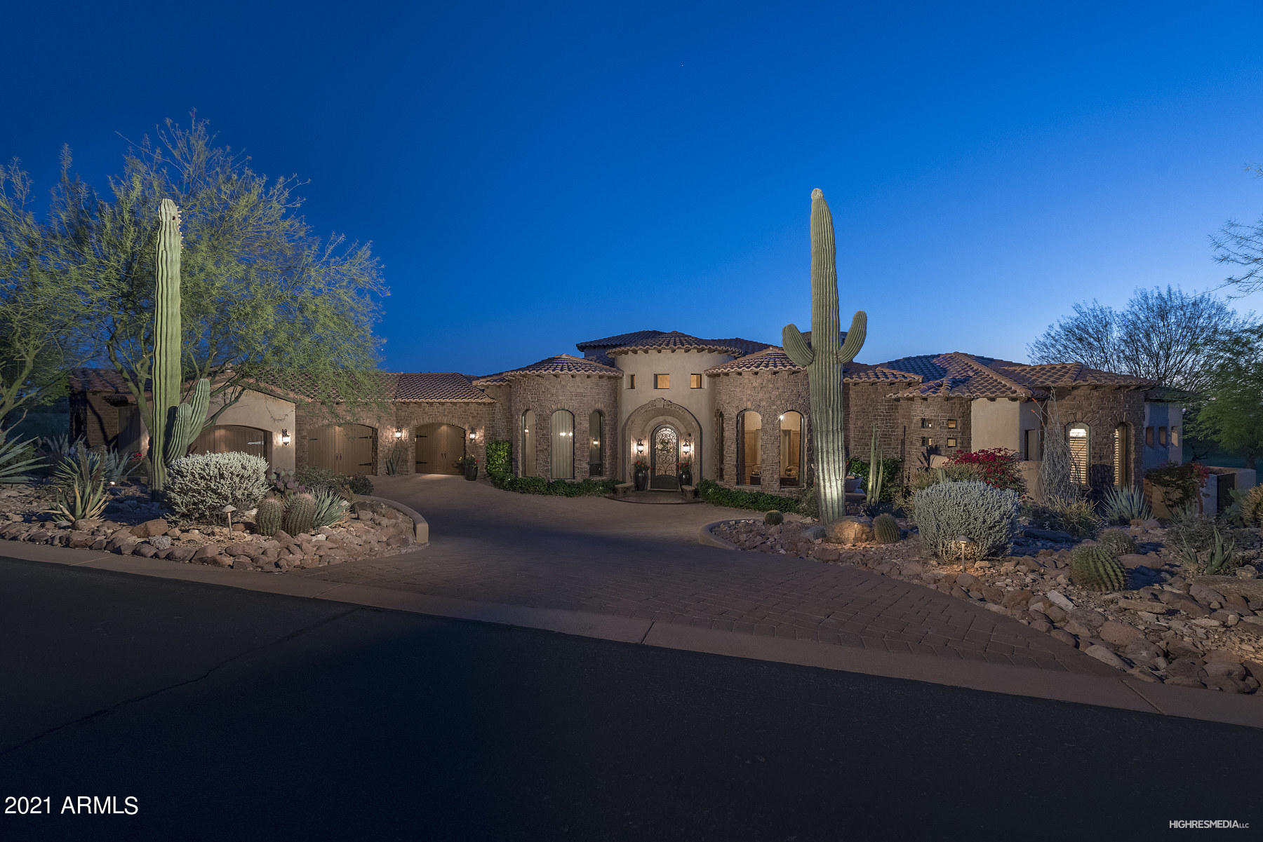 Superstition Mountain - Residential