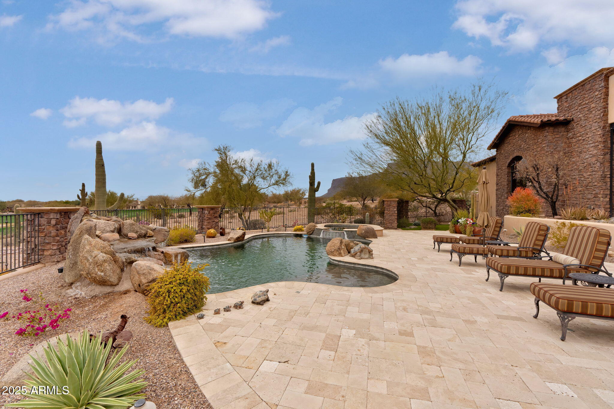 Superstition Mountain - Residential