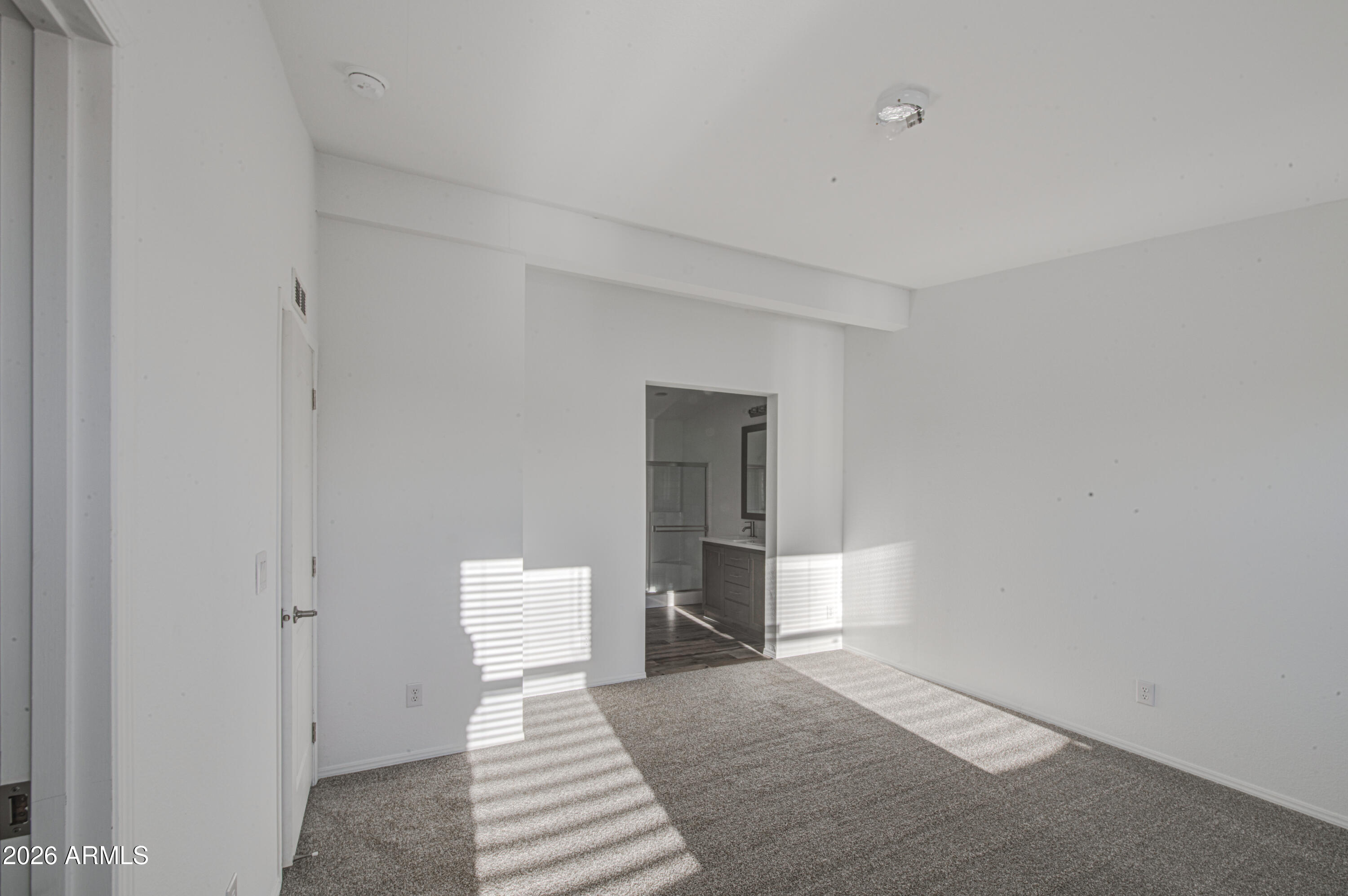 COYOTE RIDGE - Residential