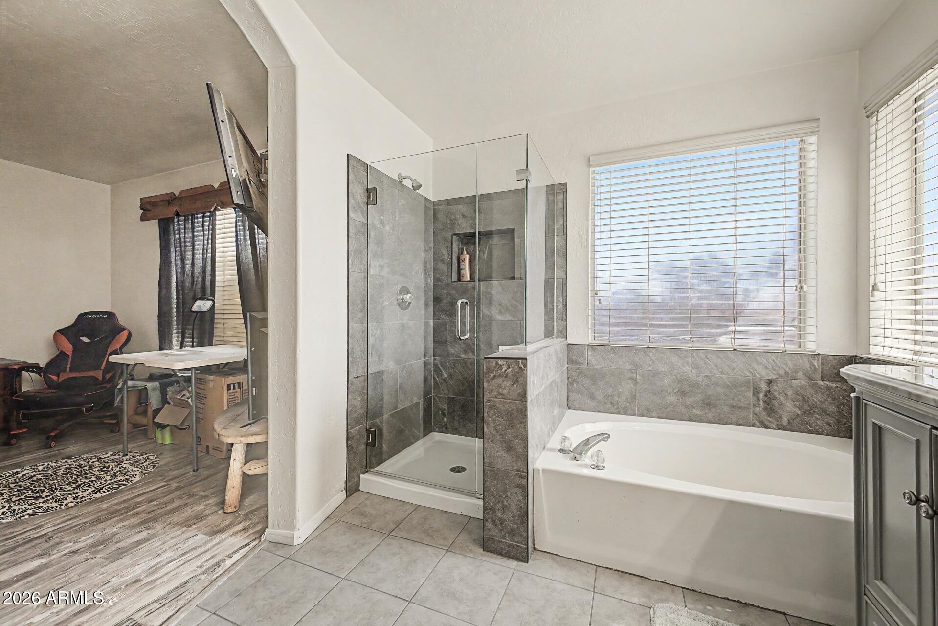 LINKS AT ALTA MESA - Residential
