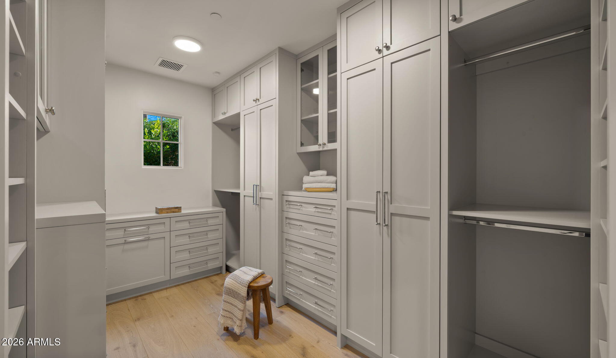CAMELBACK COUNTRY CLUB ESTATES 4 - Residential