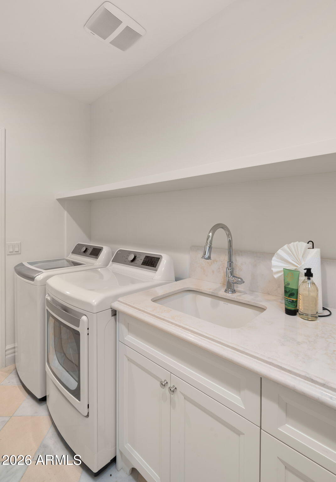 CAMELBACK COUNTRY CLUB ESTATES 4 - Residential