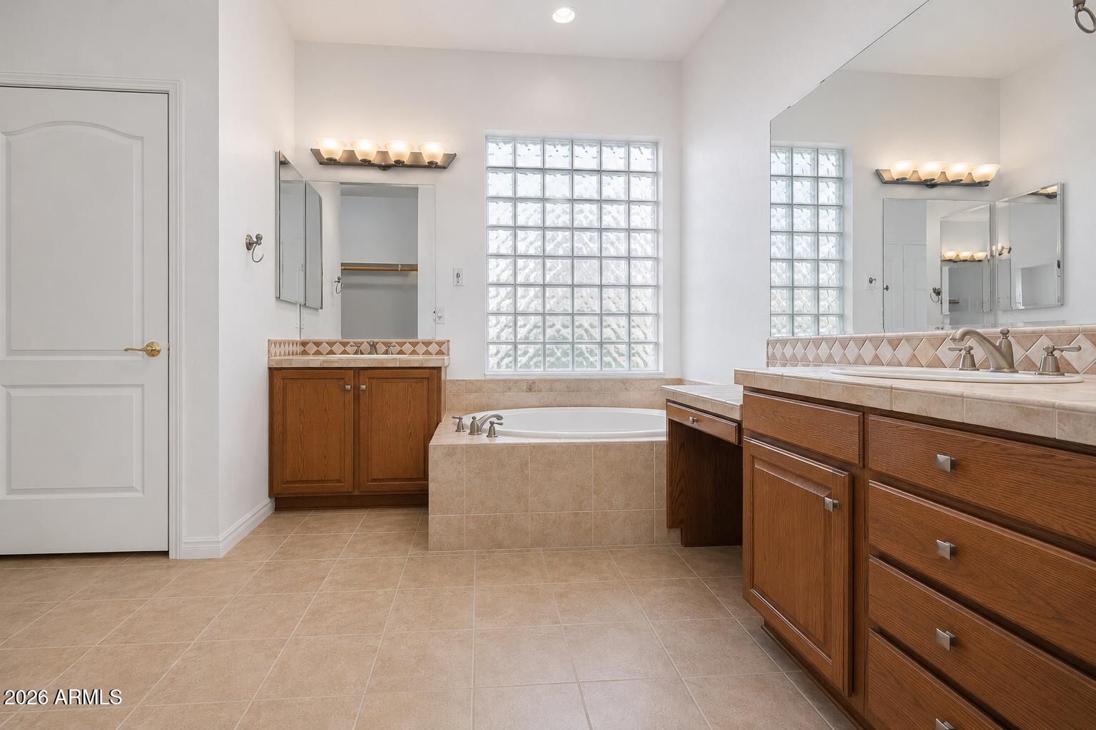CORTE BELLA COUNTRY CLUB PHASE 1 UNIT 1 - Residential