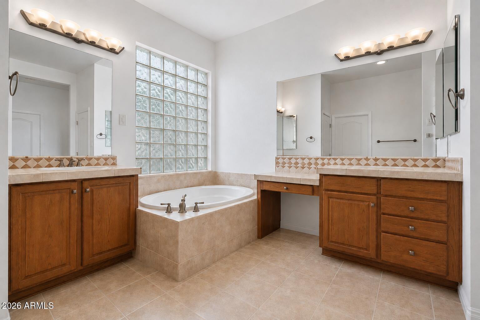 CORTE BELLA COUNTRY CLUB PHASE 1 UNIT 1 - Residential