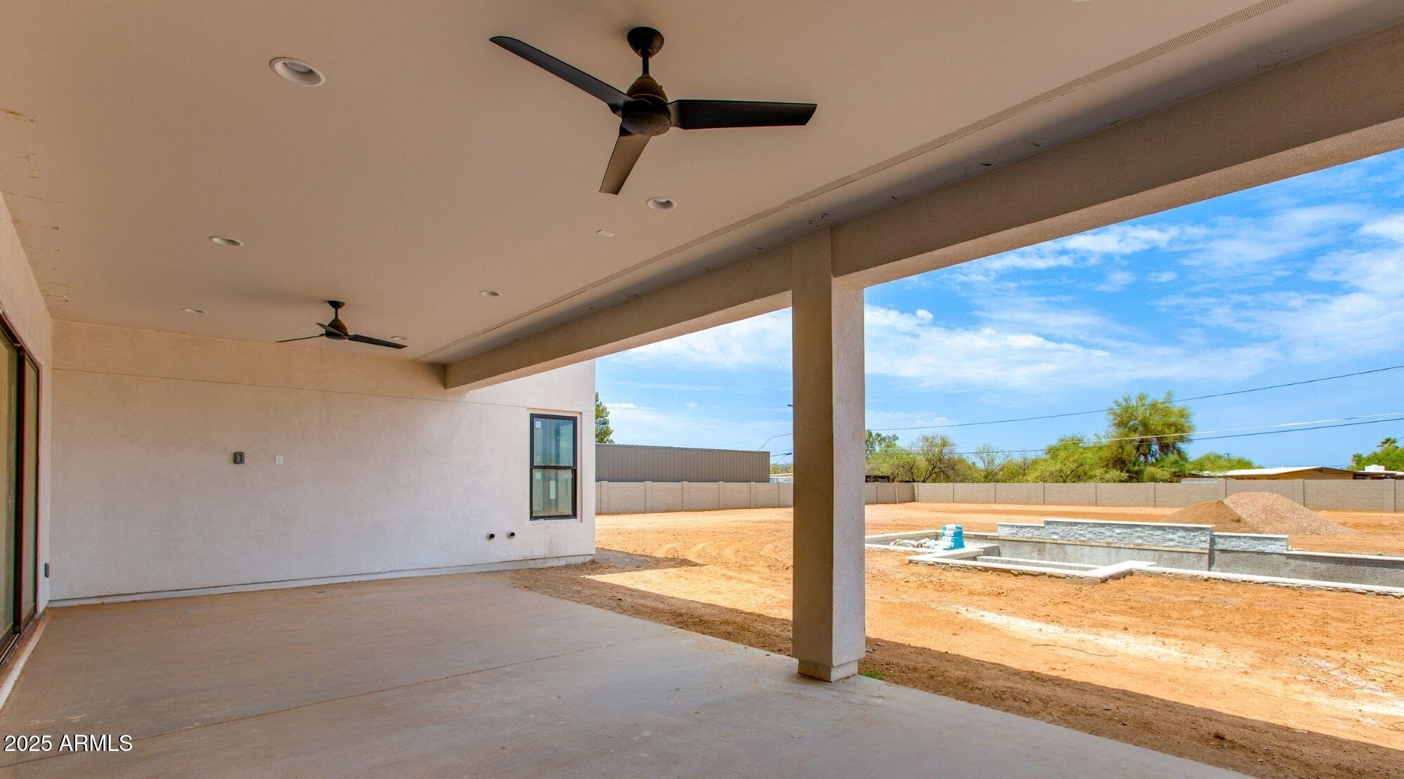 DESERT ESTATES 1 LOTS 1-4, 21-24 - Residential
