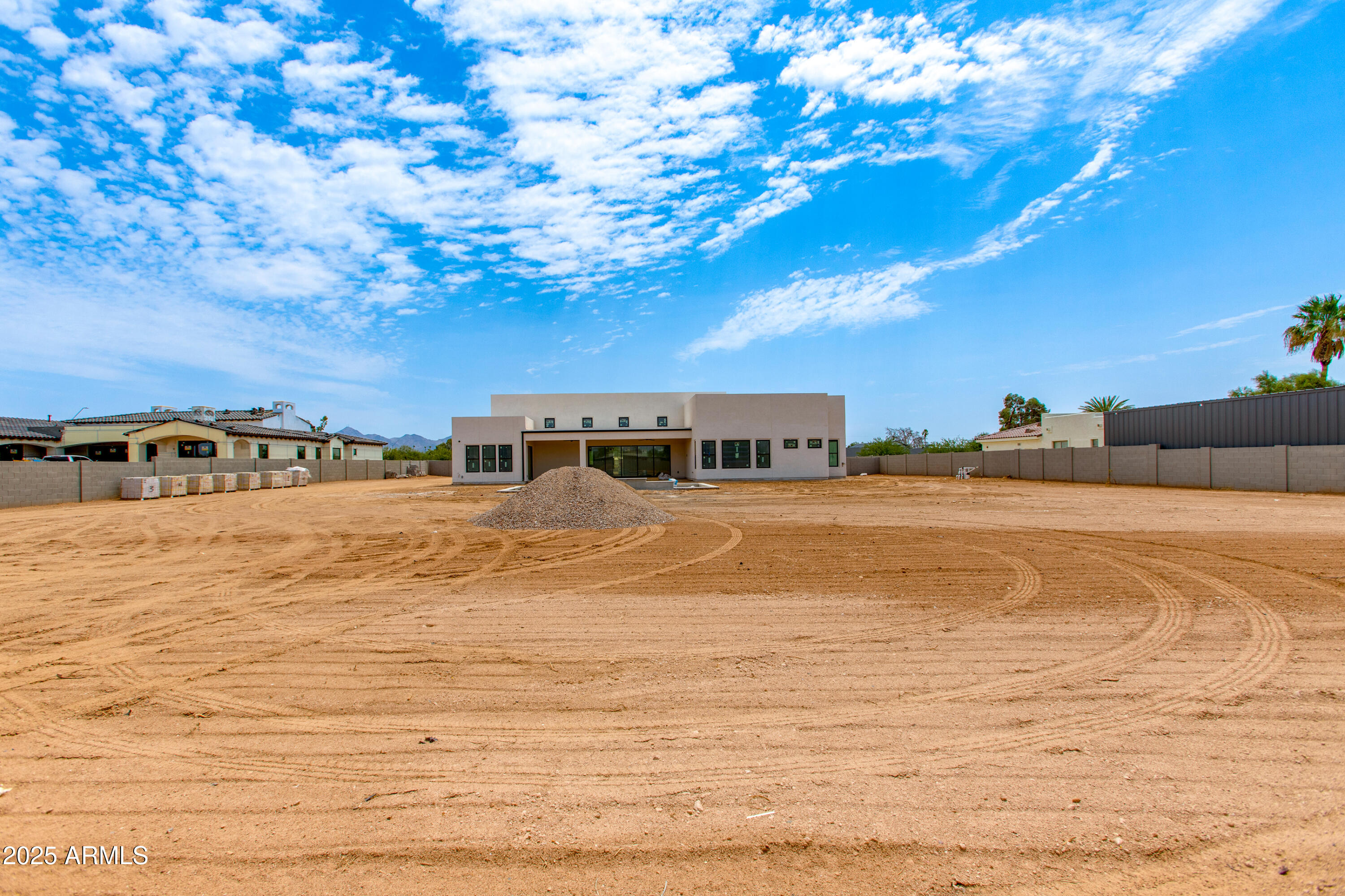 DESERT ESTATES 1 LOTS 1-4, 21-24 - Residential