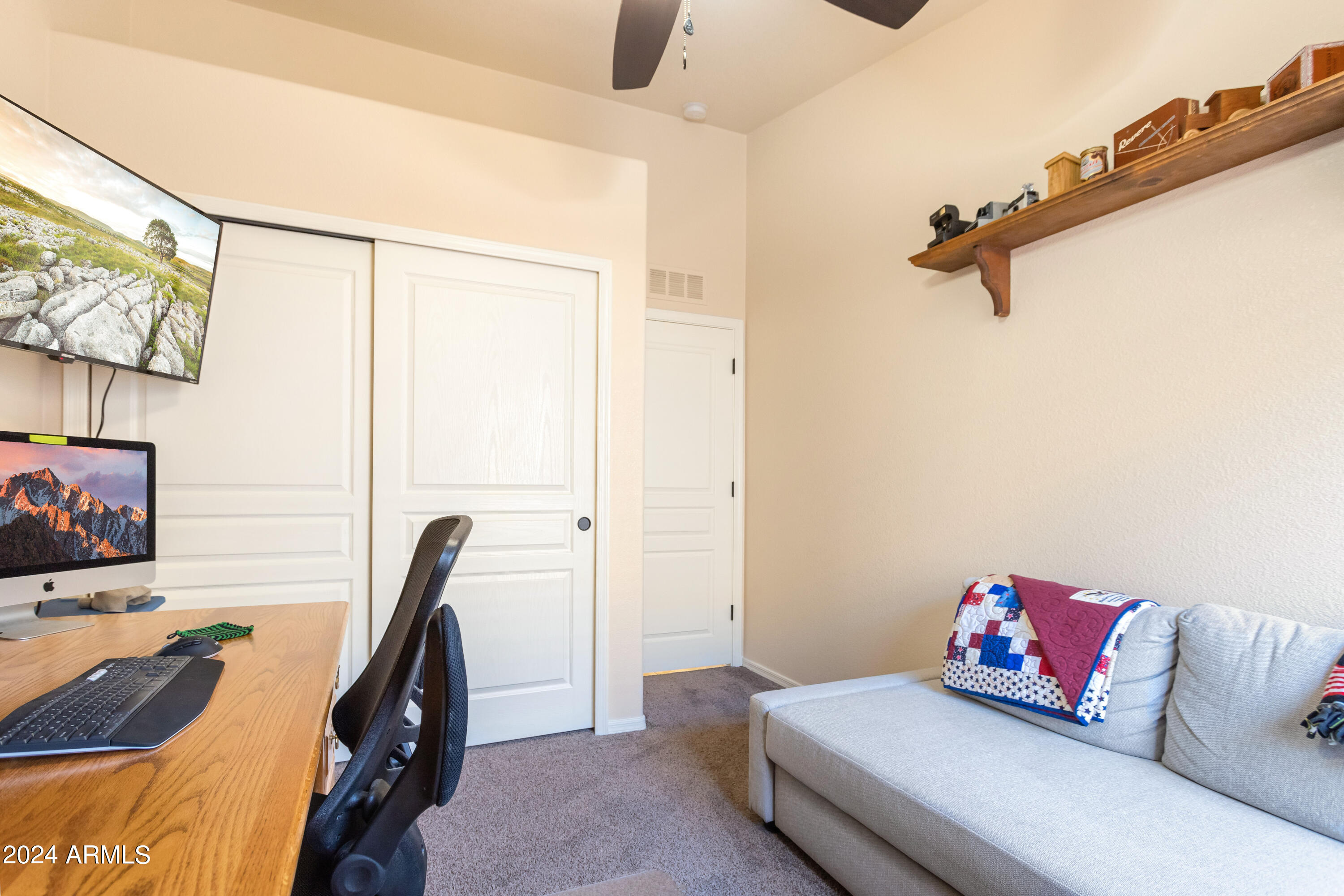 CAMPSTONE - Residential