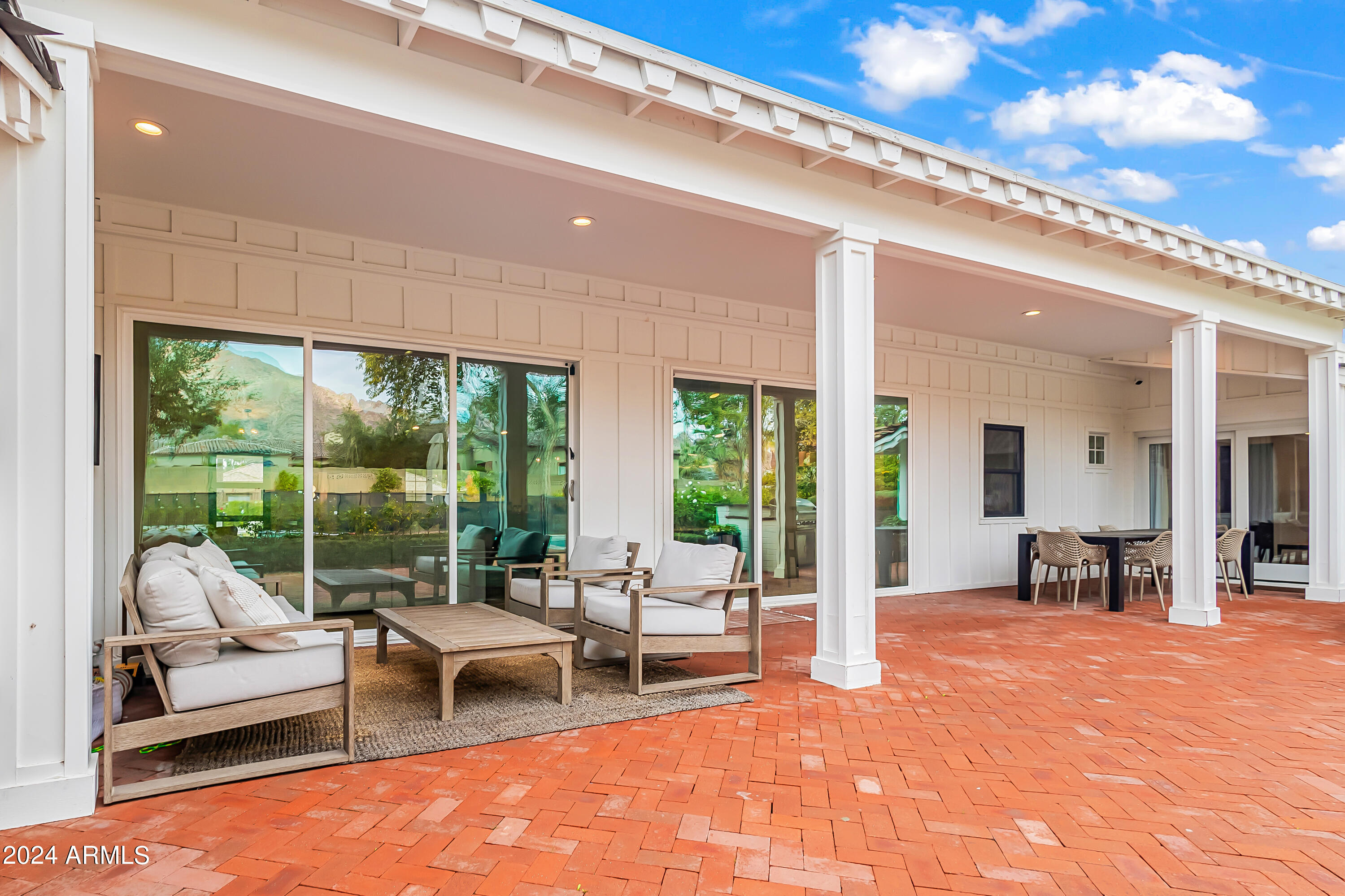 CONTINENTAL GROVES OF ARCADIA - Residential