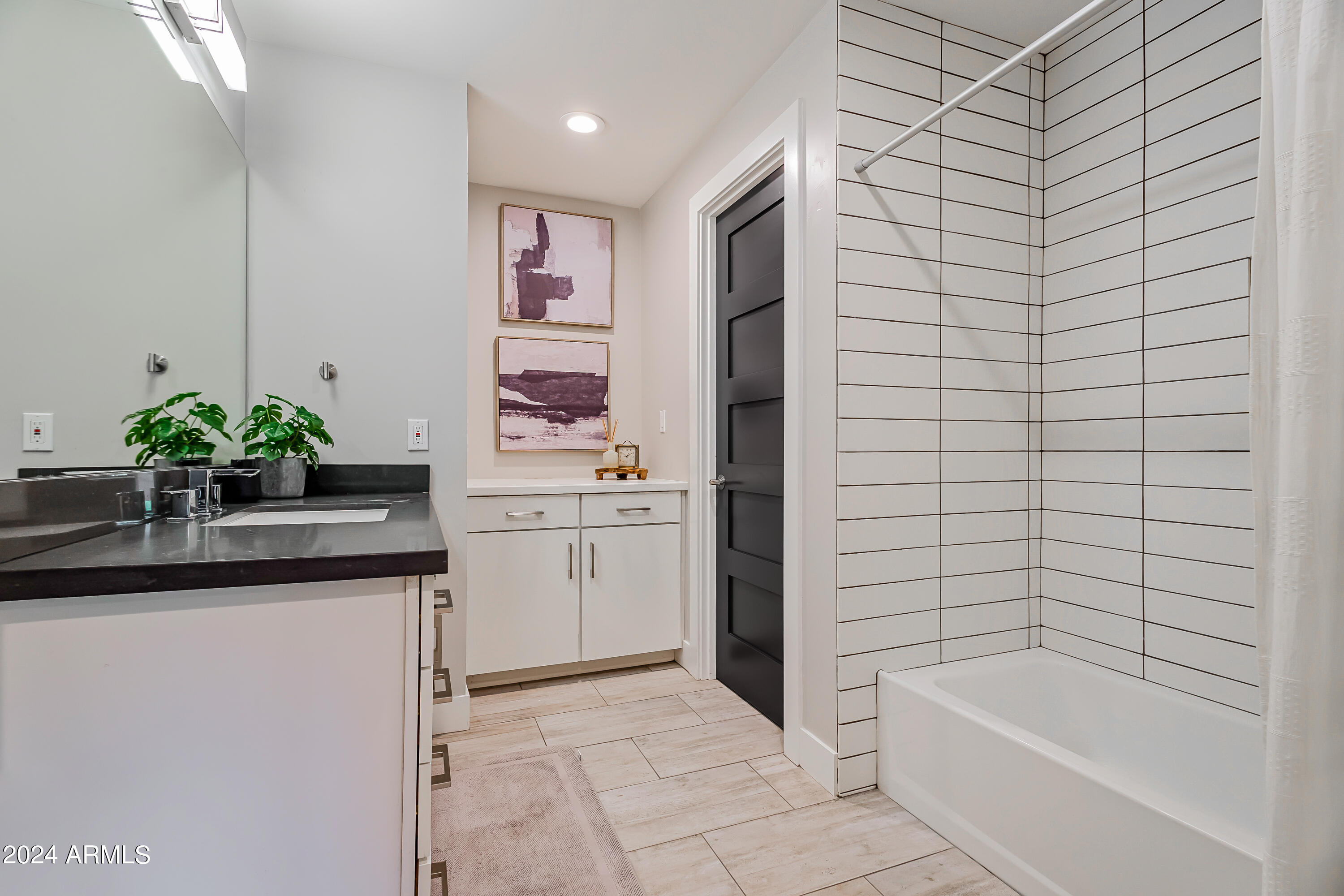 CONTINENTAL GROVES OF ARCADIA - Residential