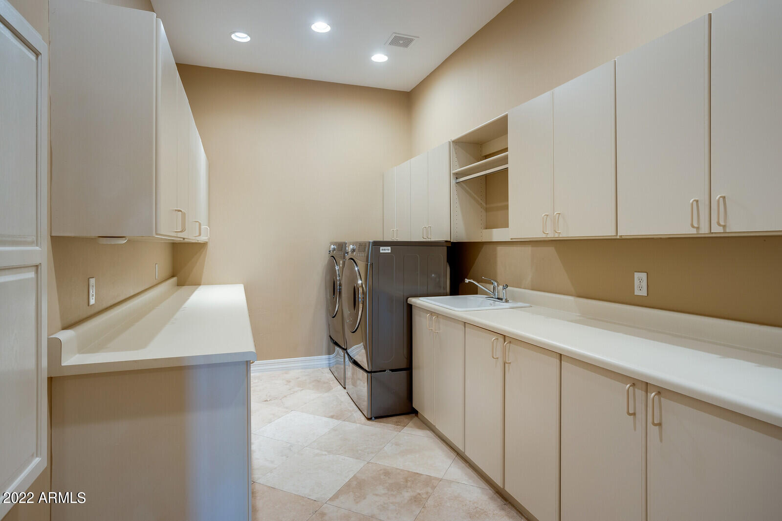 LOS GATOS UNIT 3 REPLAT - Residential