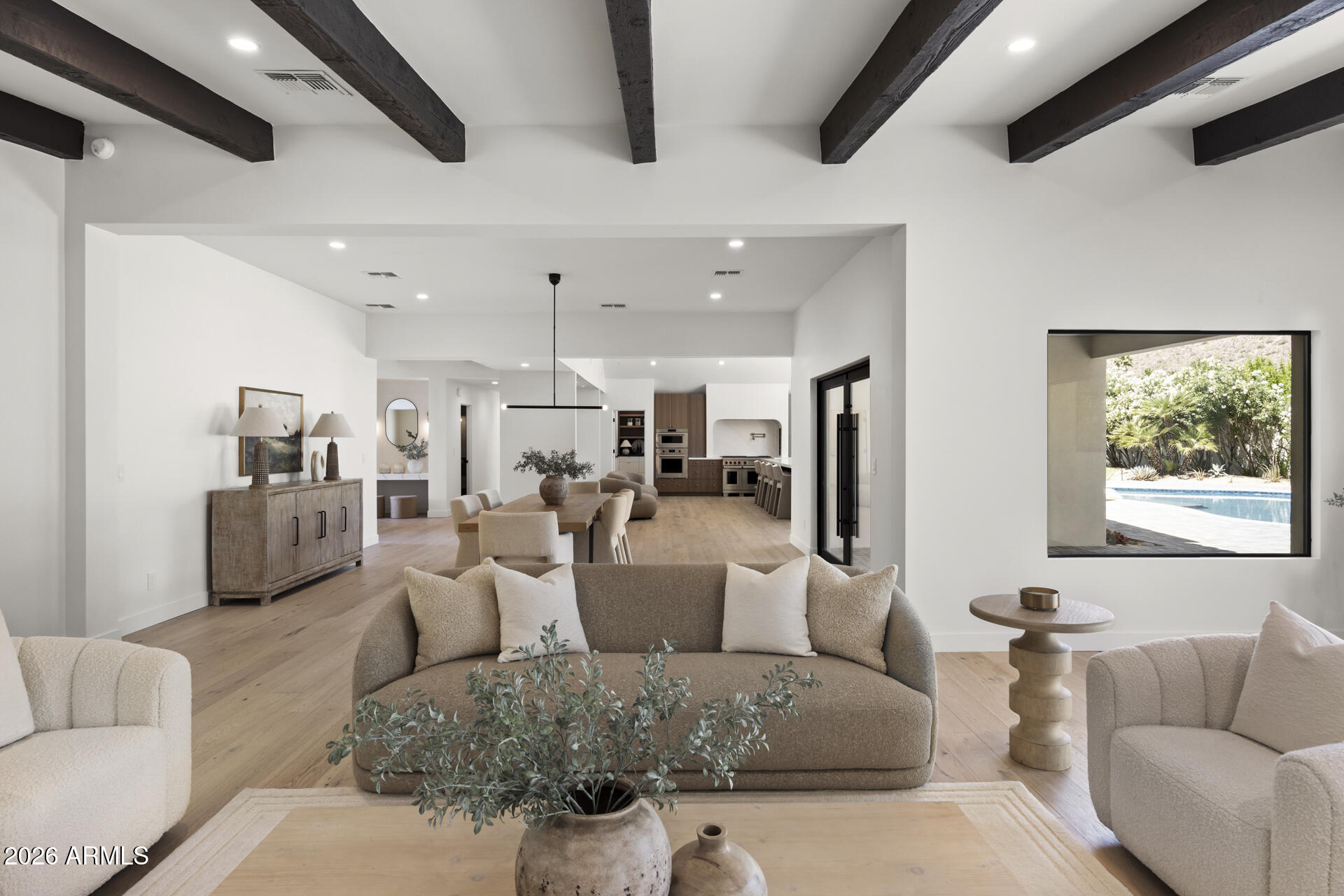 CAMELBACK EAST - Residential