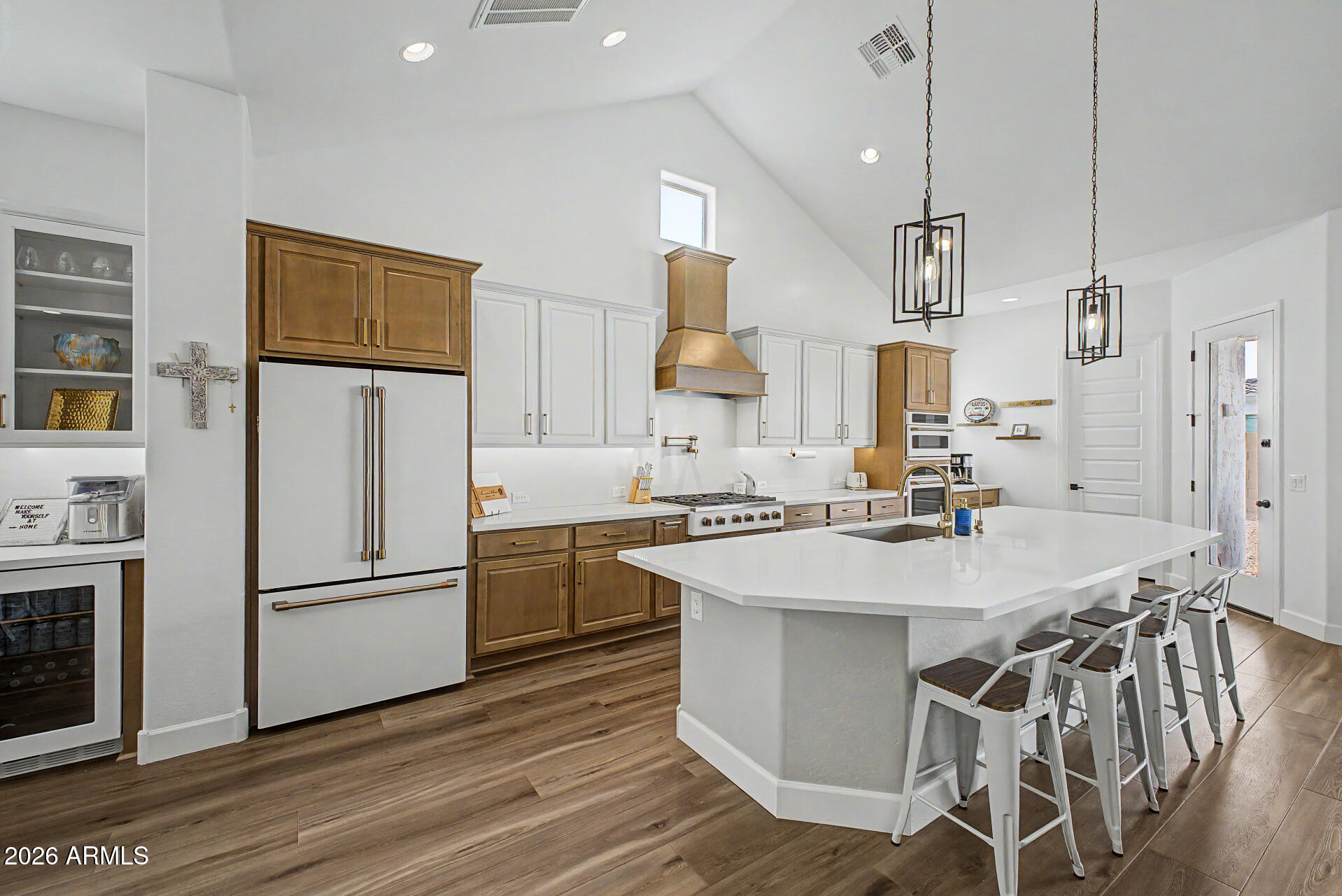 BLOSSOM ROCK PHASE 1 - Residential