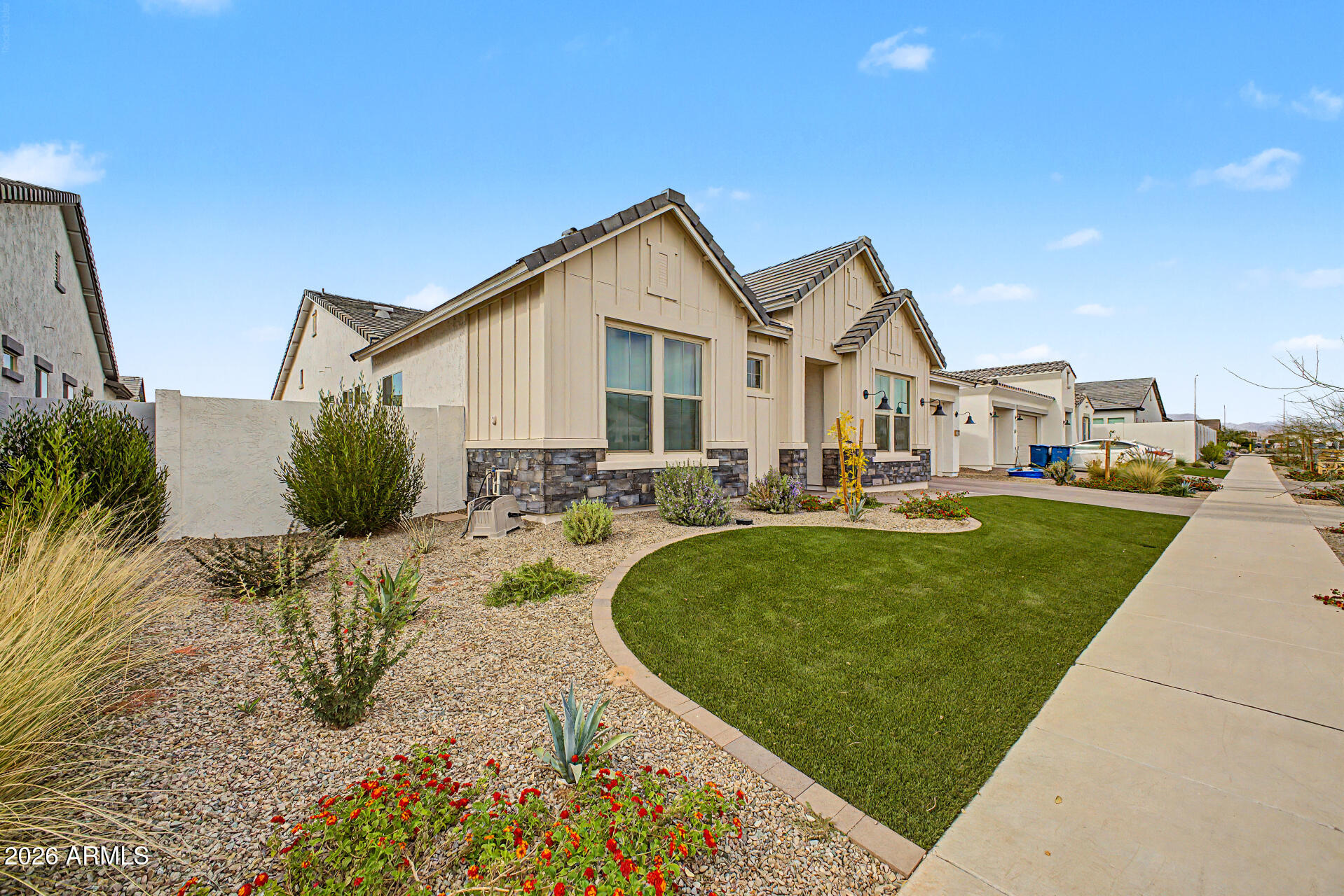 BLOSSOM ROCK PHASE 1 - Residential