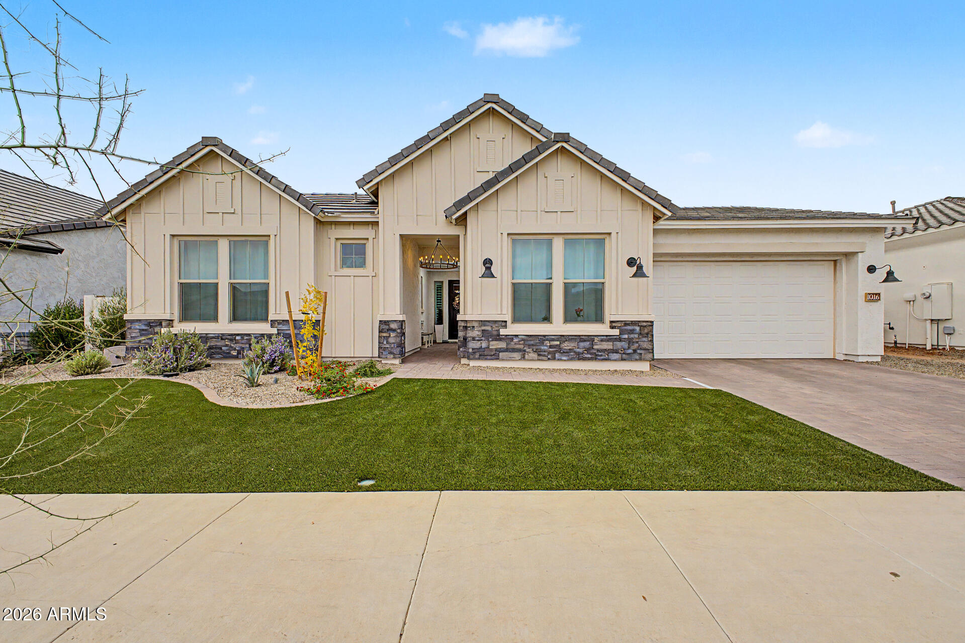 BLOSSOM ROCK PHASE 1 - Residential