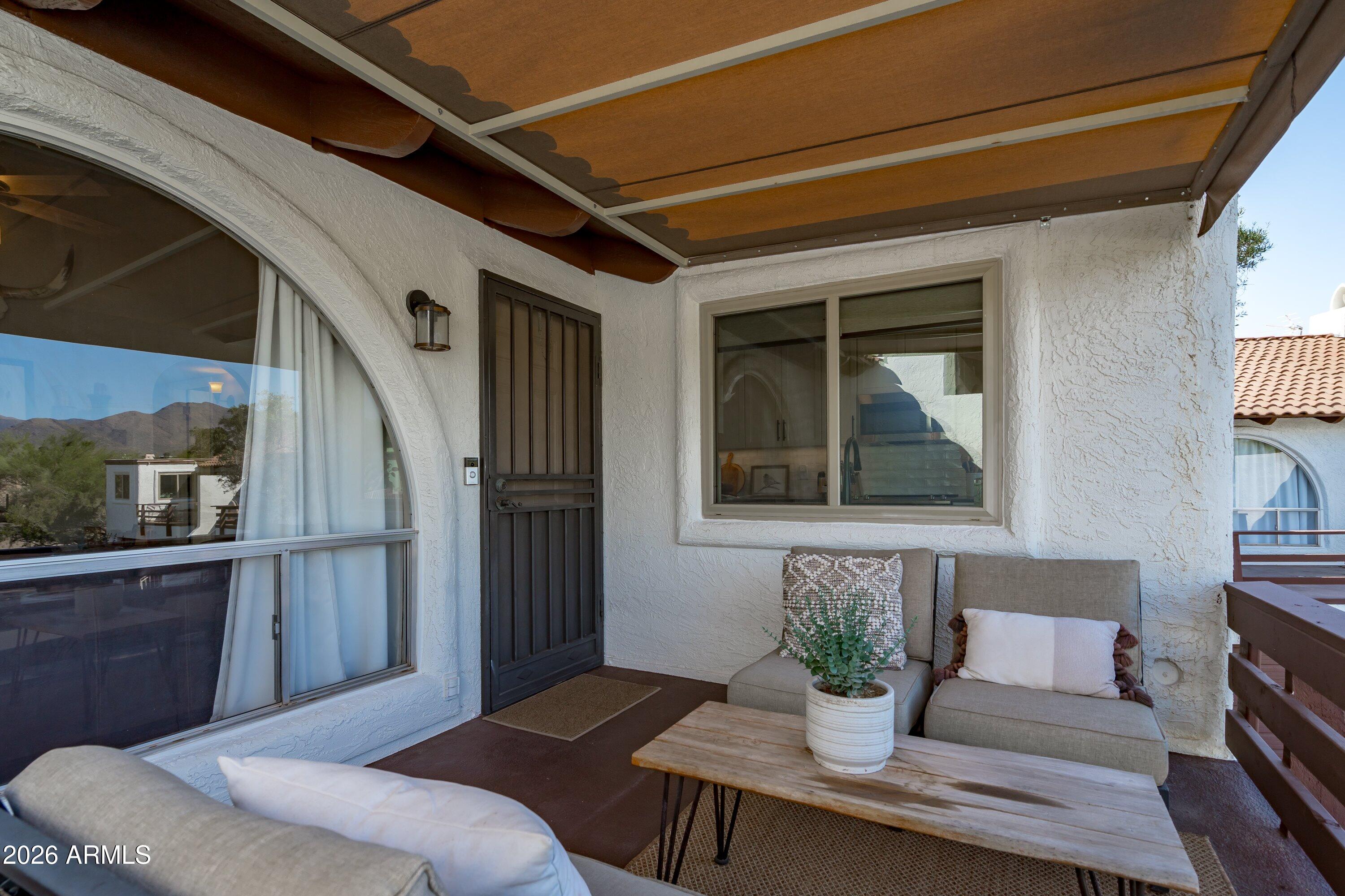 CAREFREE VILLAS - Residential