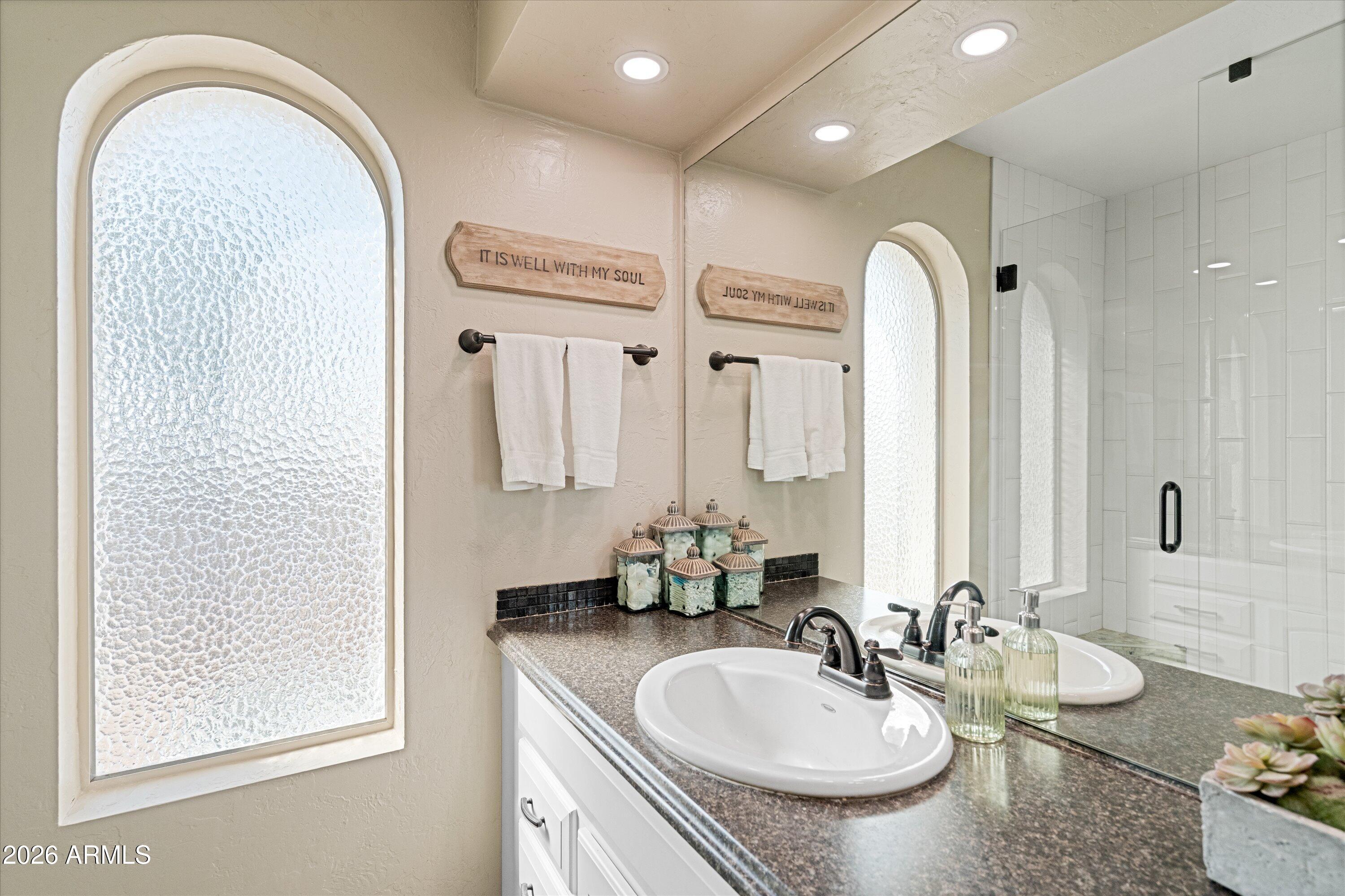 CAREFREE VILLAS - Residential