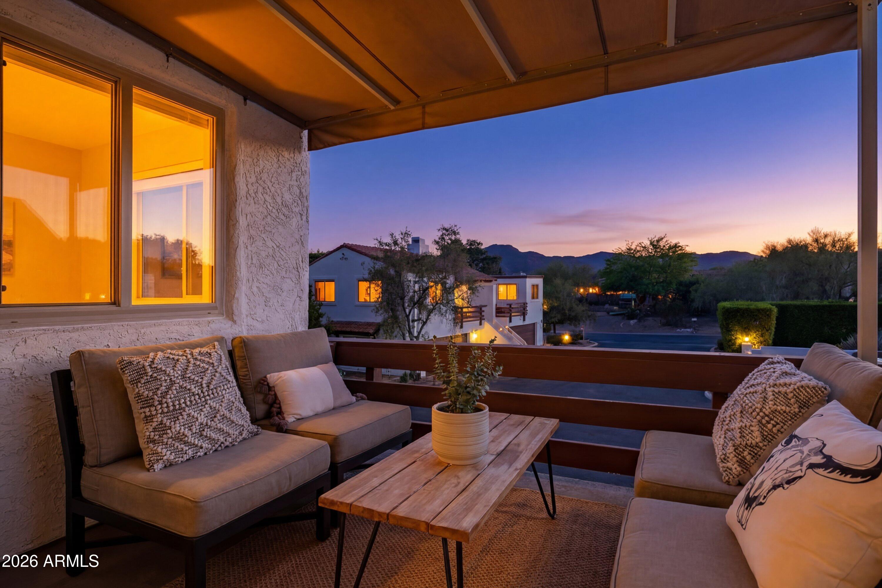 CAREFREE VILLAS - Residential
