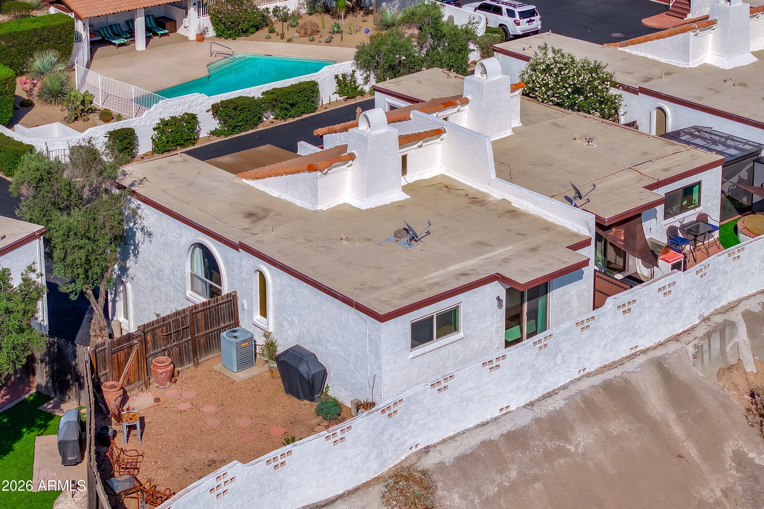CAREFREE VILLAS - Residential