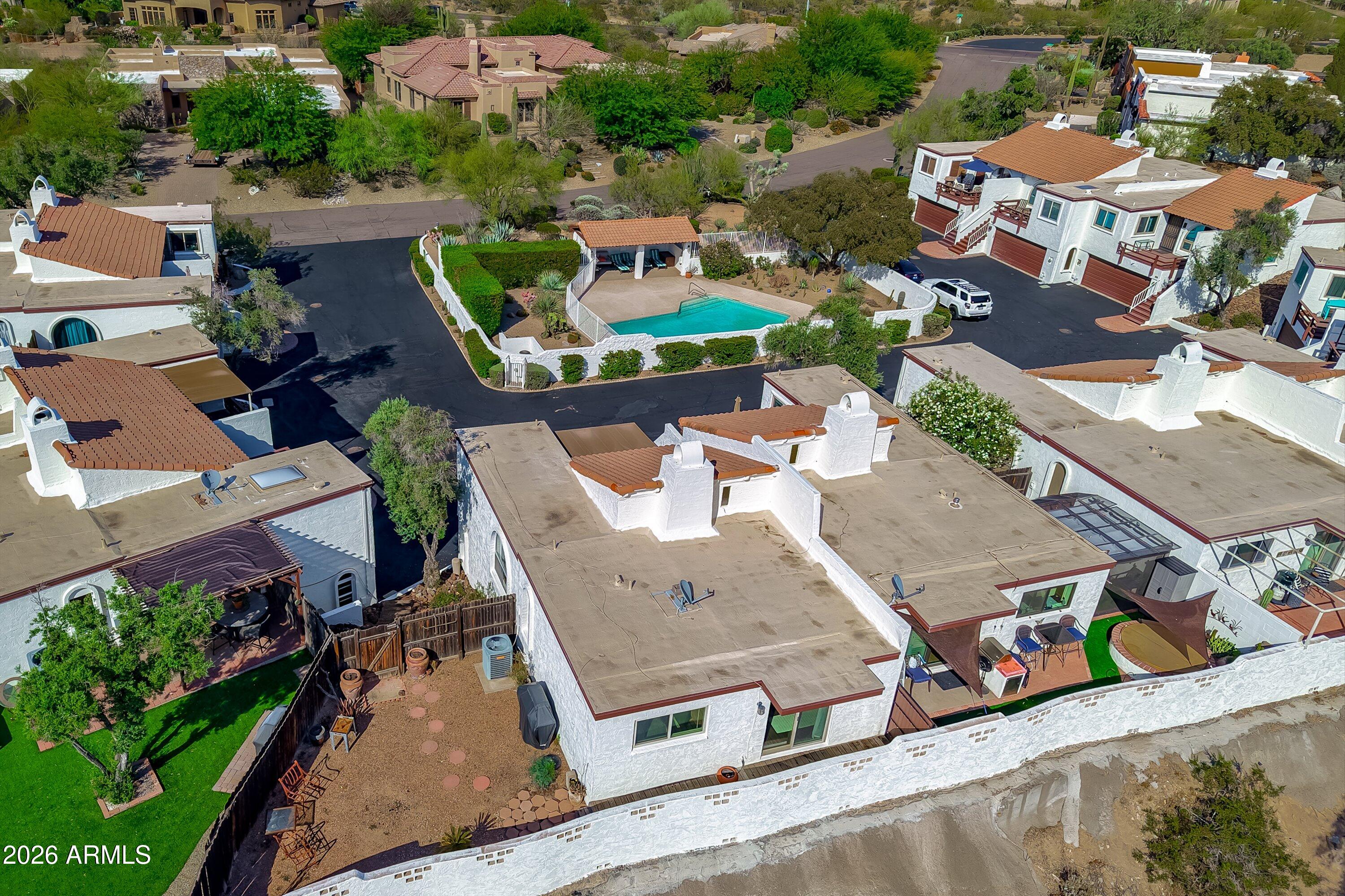 CAREFREE VILLAS - Residential