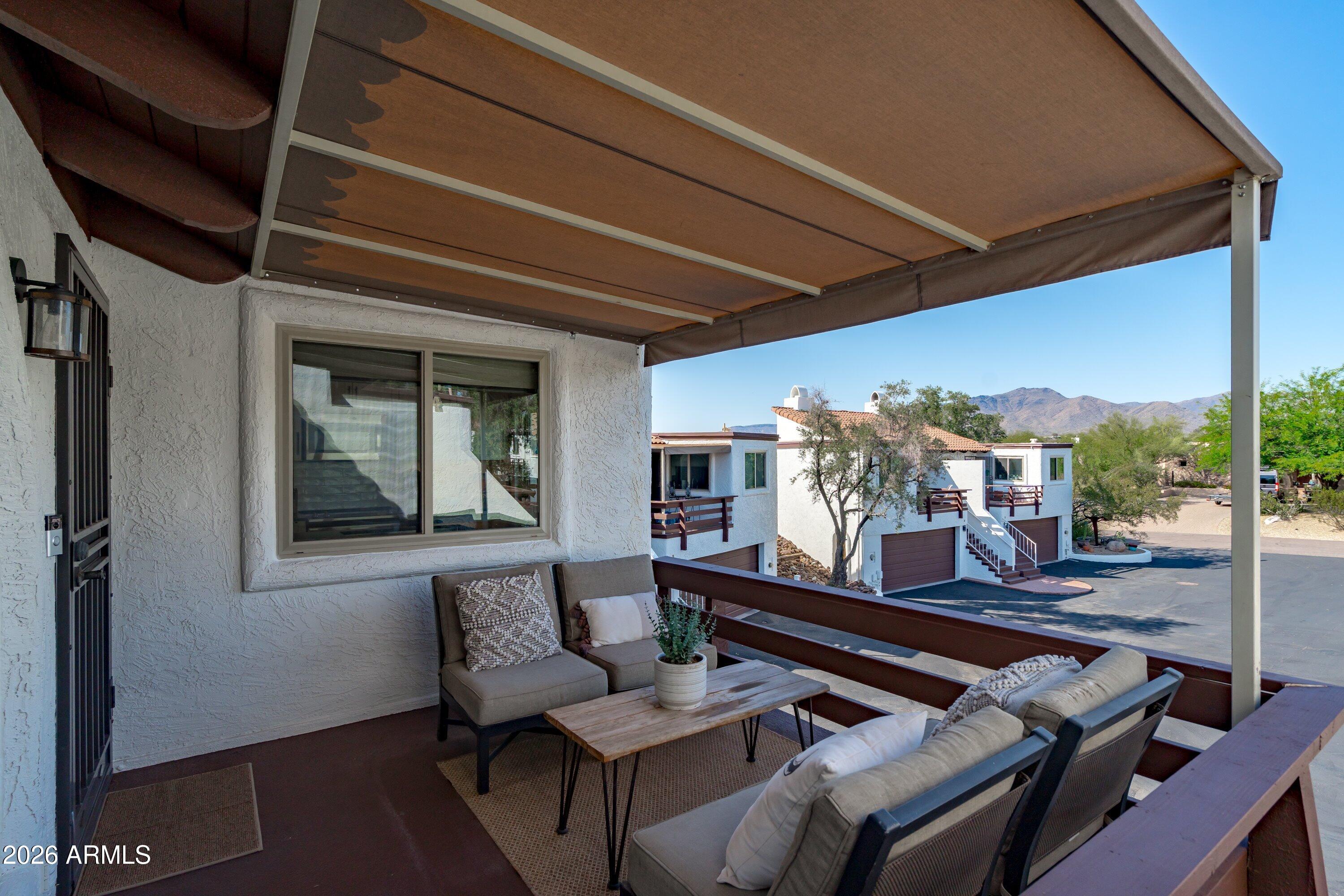CAREFREE VILLAS - Residential