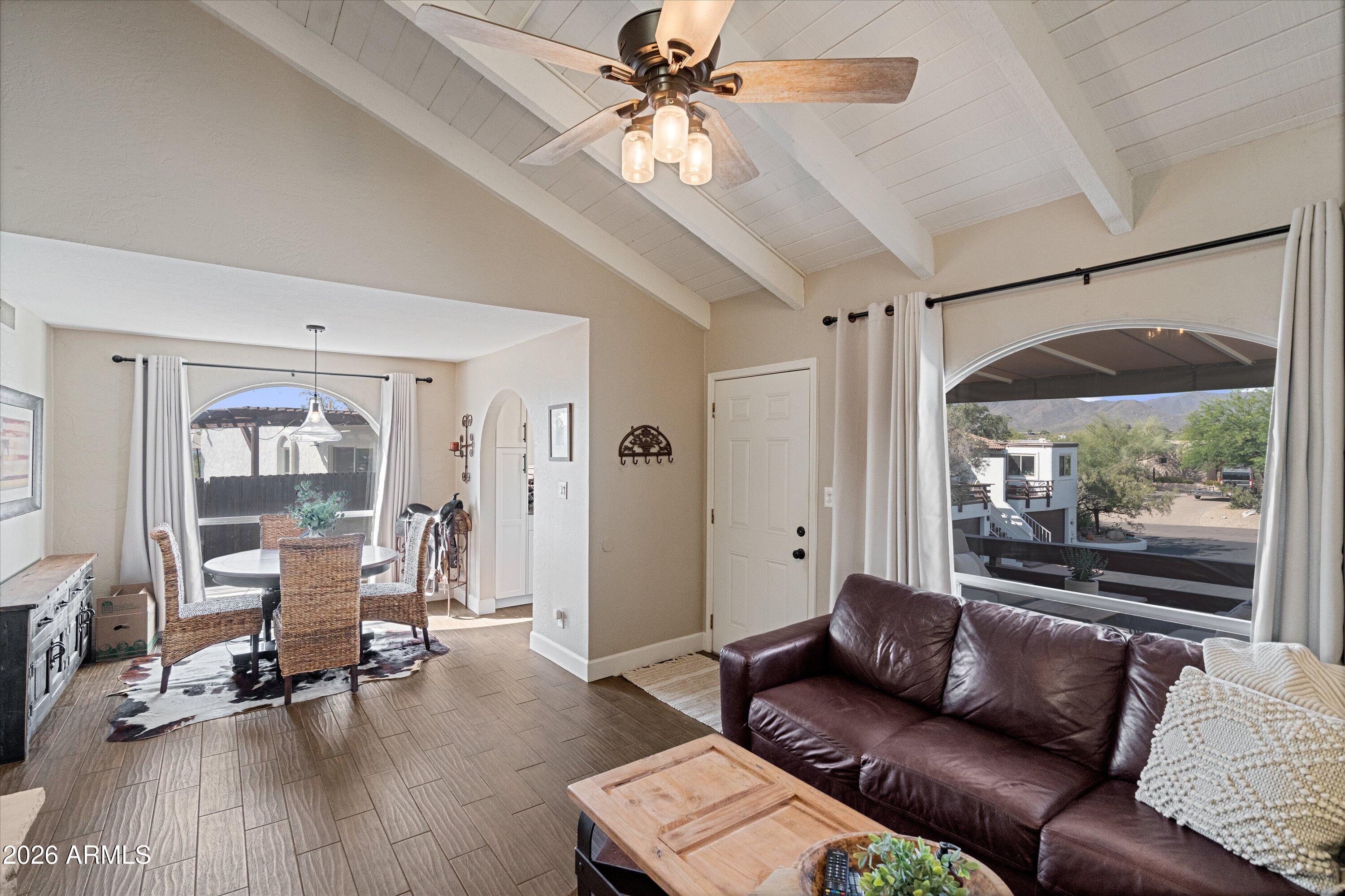CAREFREE VILLAS - Residential