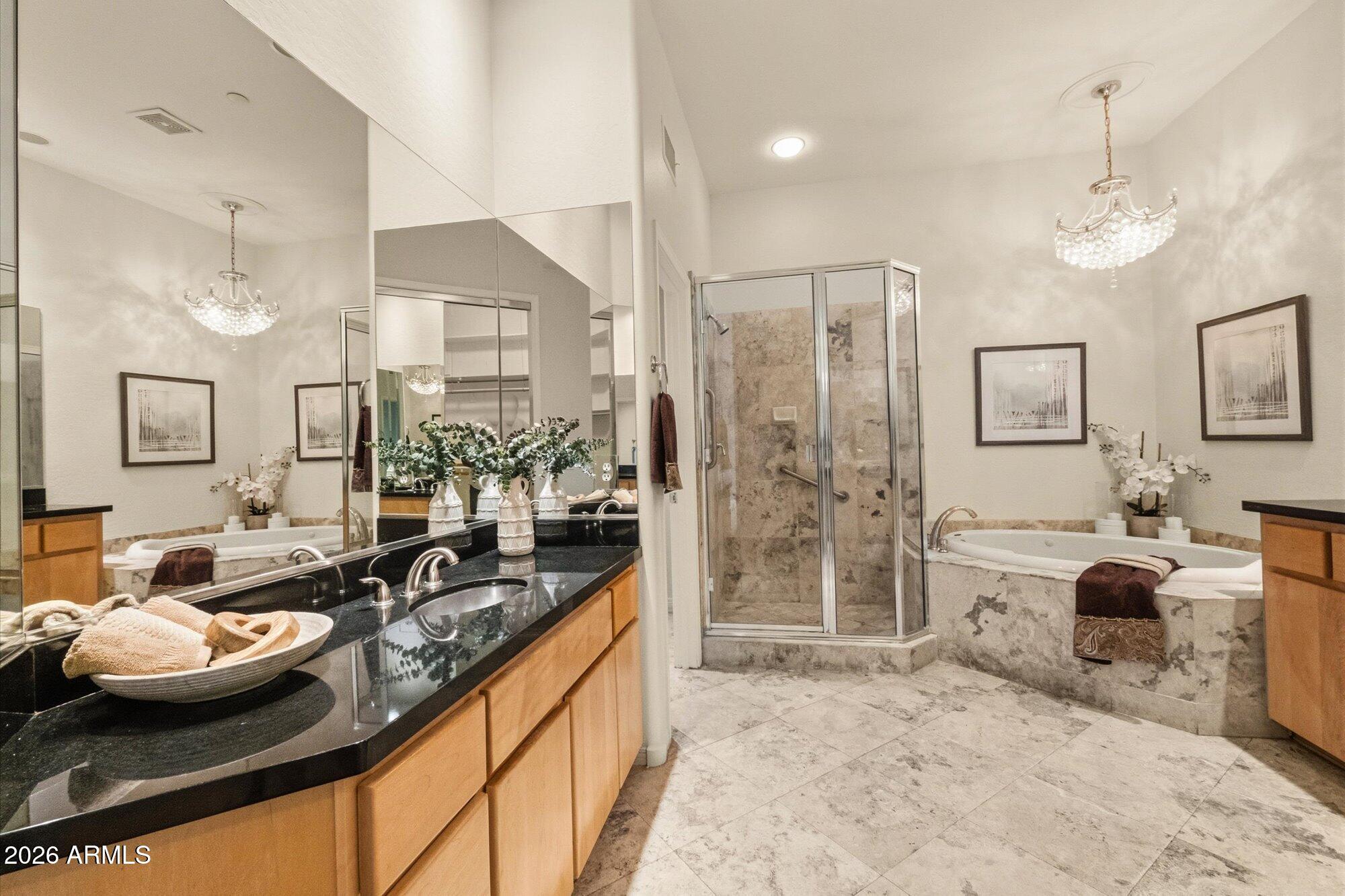 GAINEY VILLAGE CASITAS - Residential