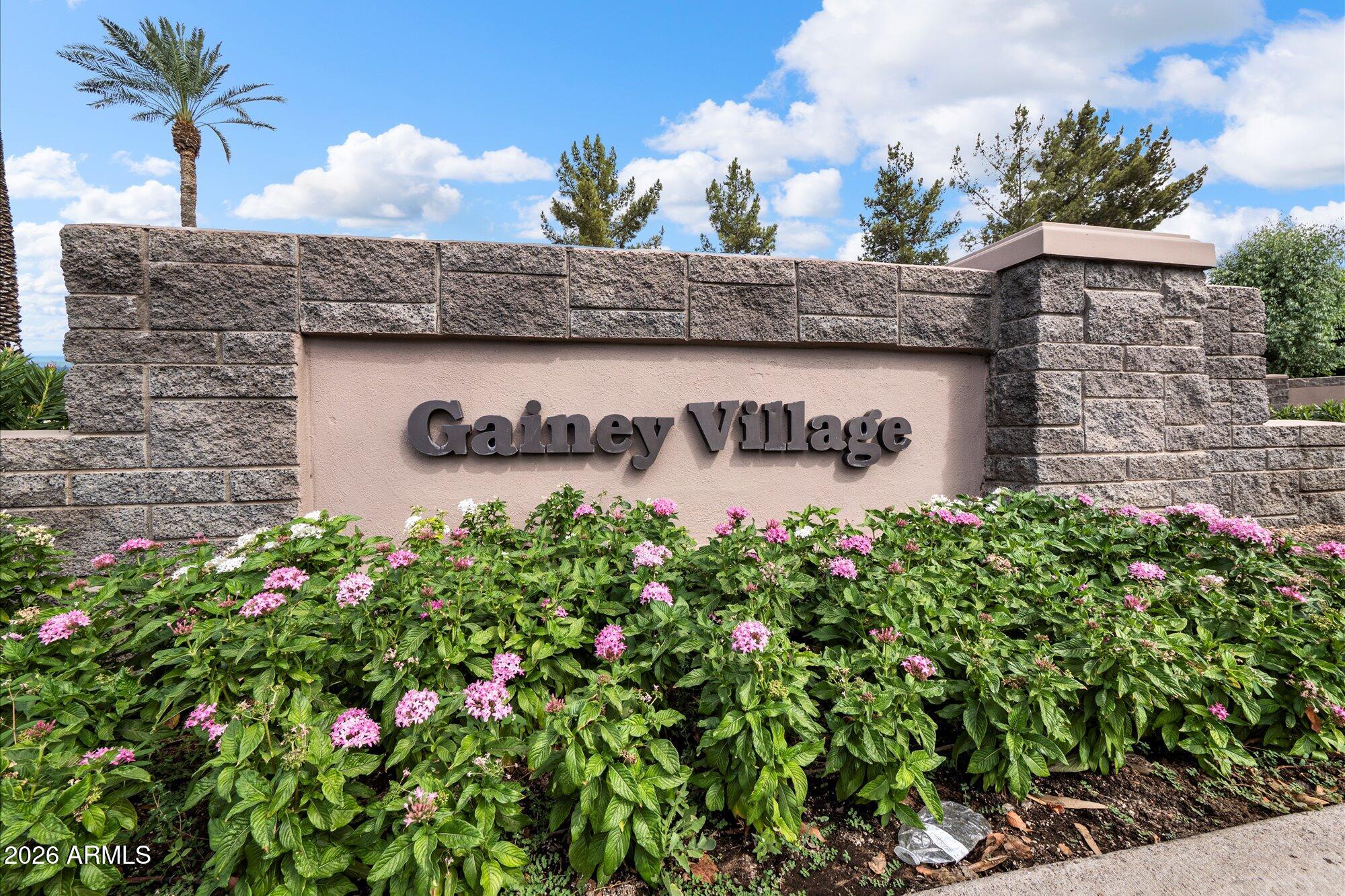GAINEY VILLAGE CASITAS - Residential