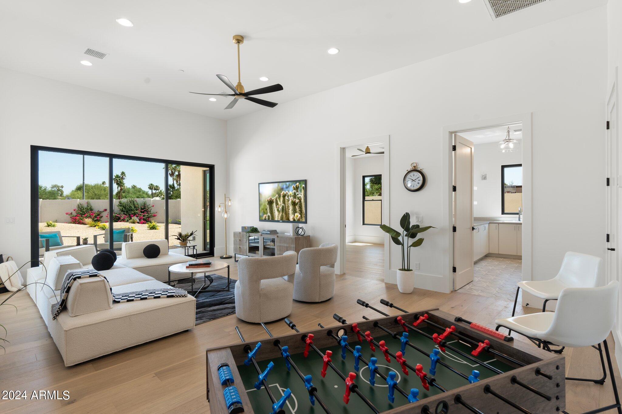 DESERT WIND - Residential
