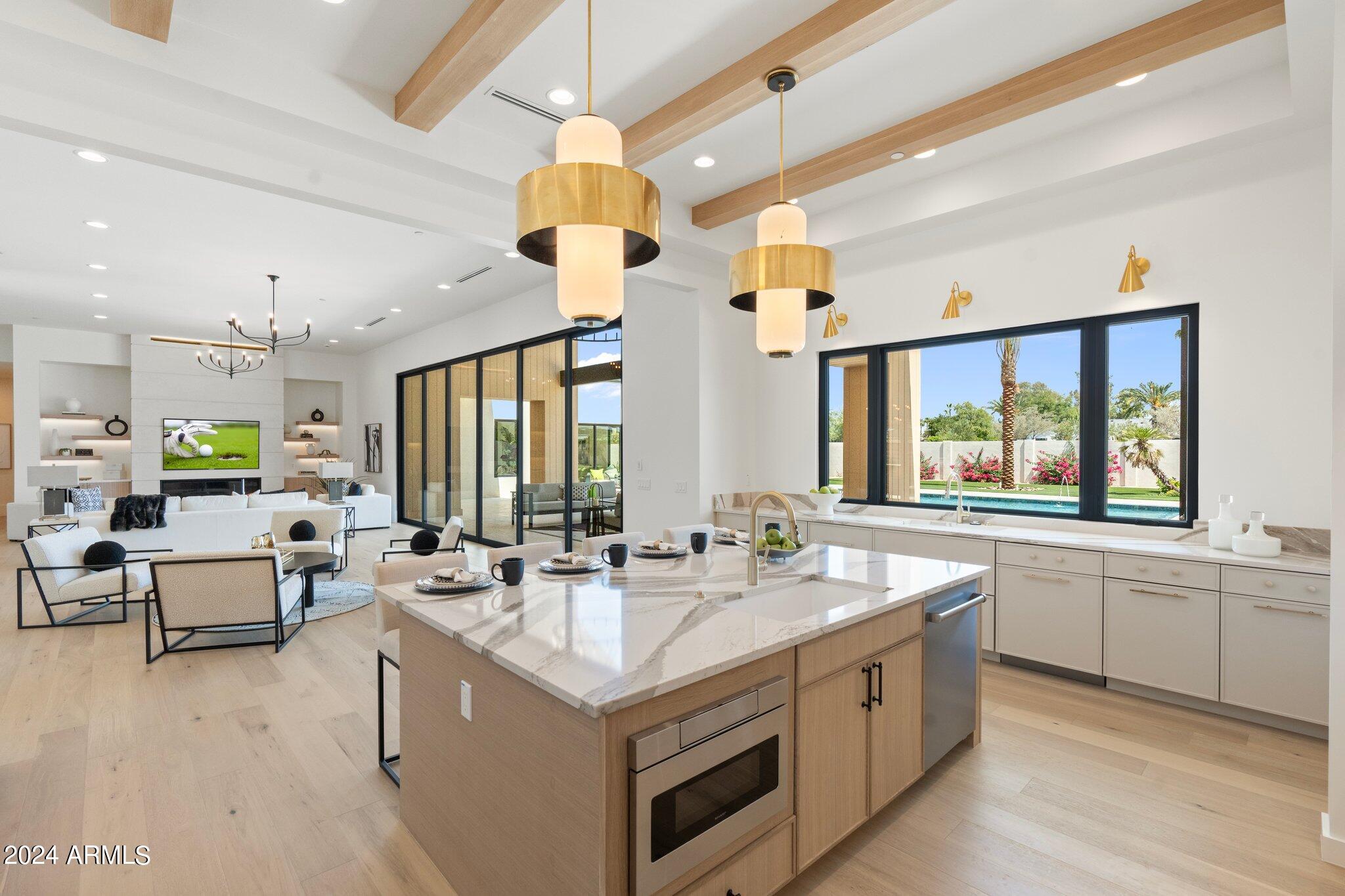 DESERT WIND - Residential