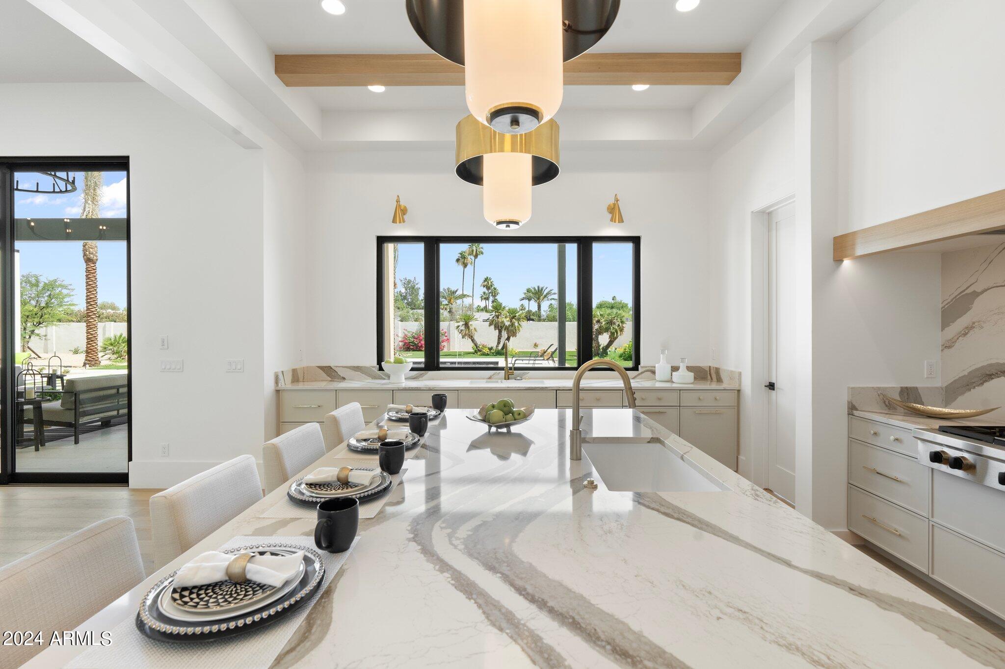 DESERT WIND - Residential