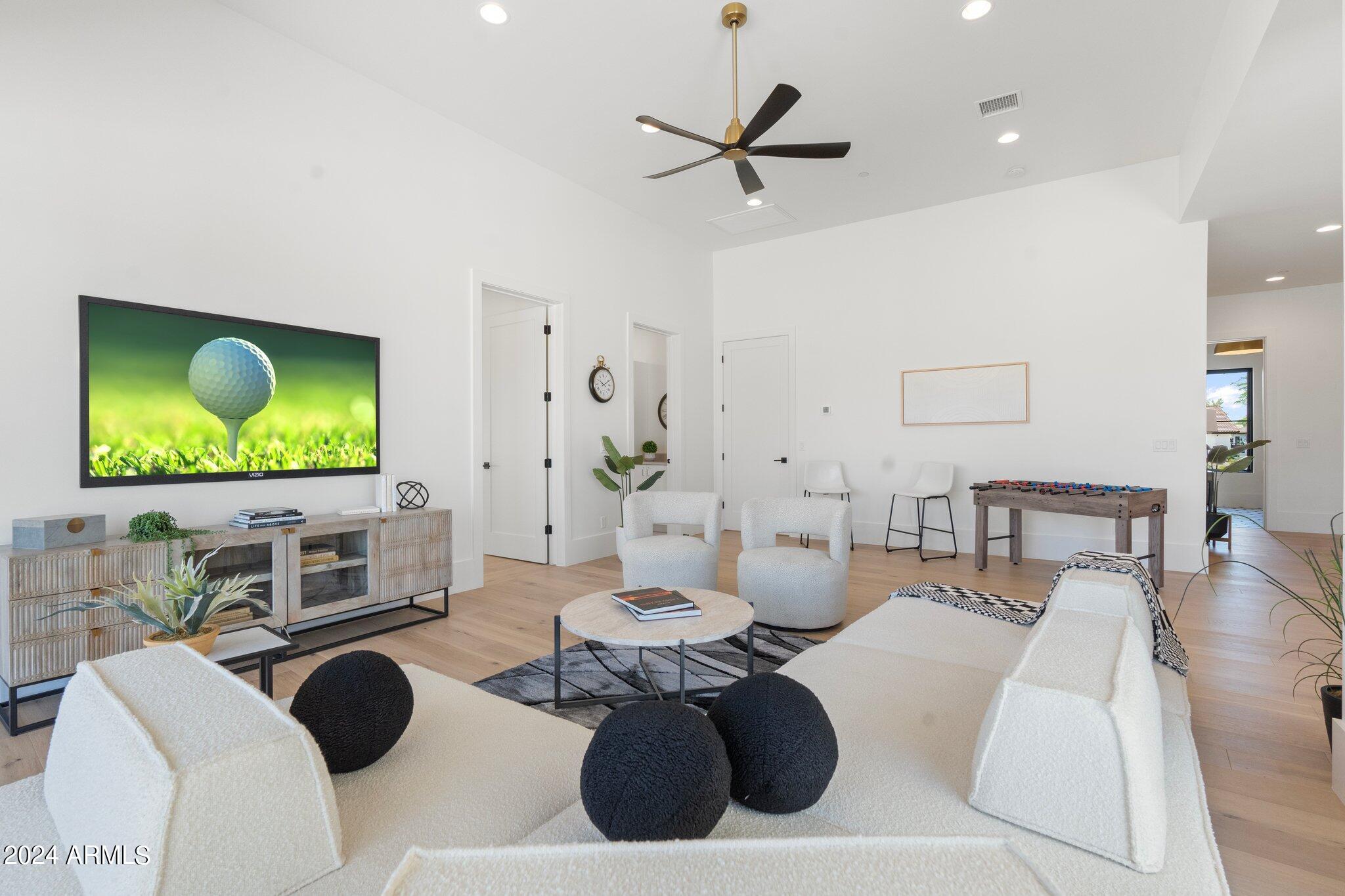 DESERT WIND - Residential