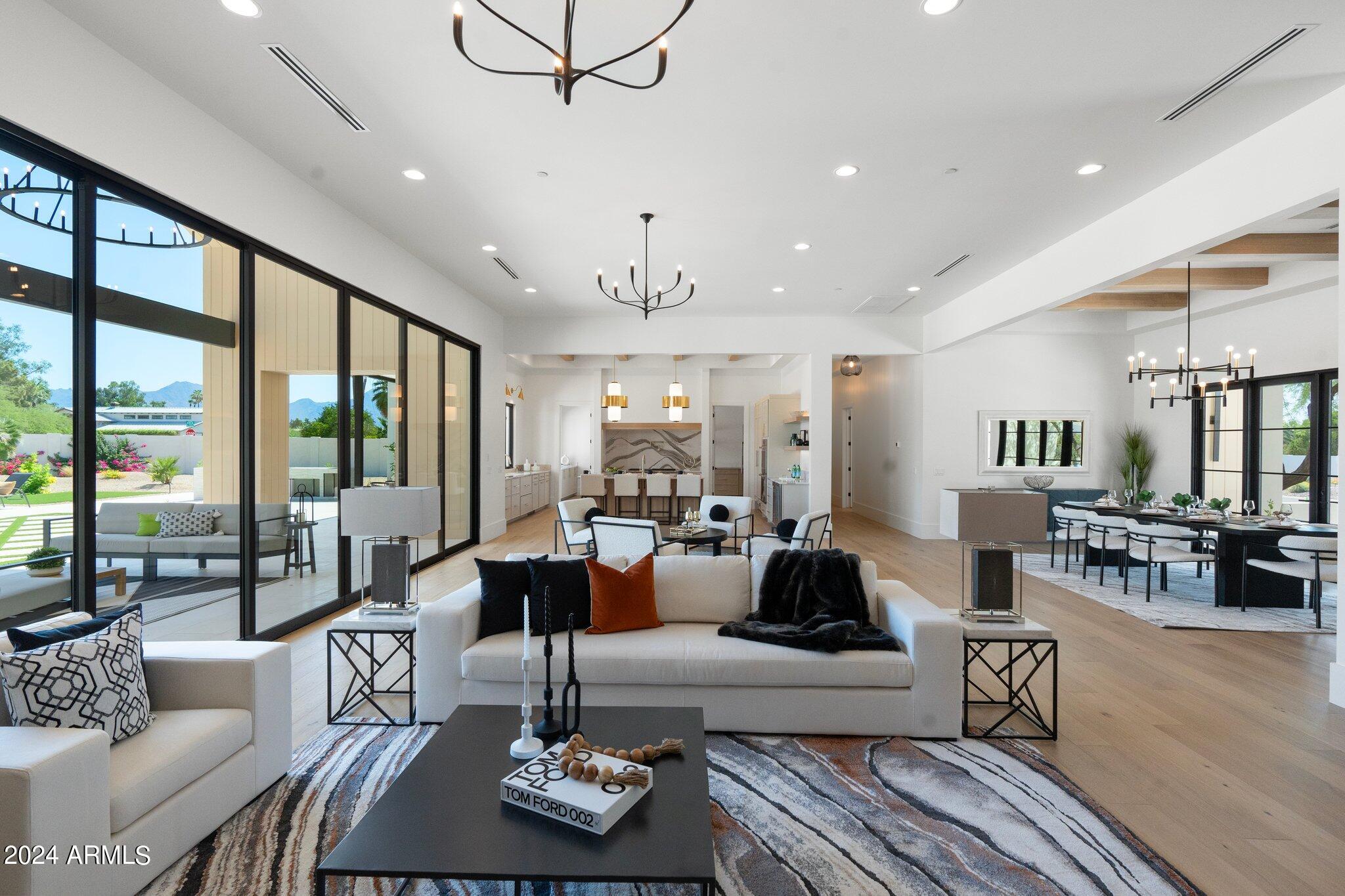 DESERT WIND - Residential