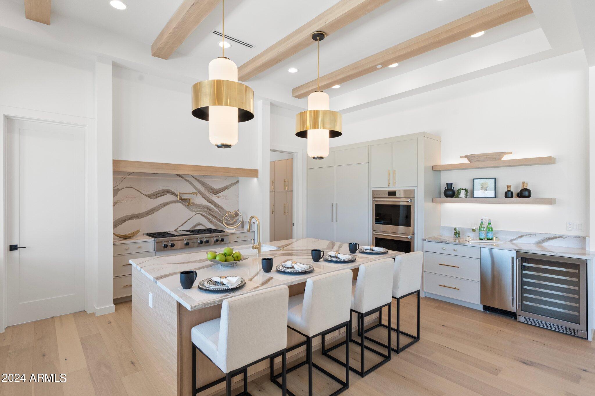 DESERT WIND - Residential