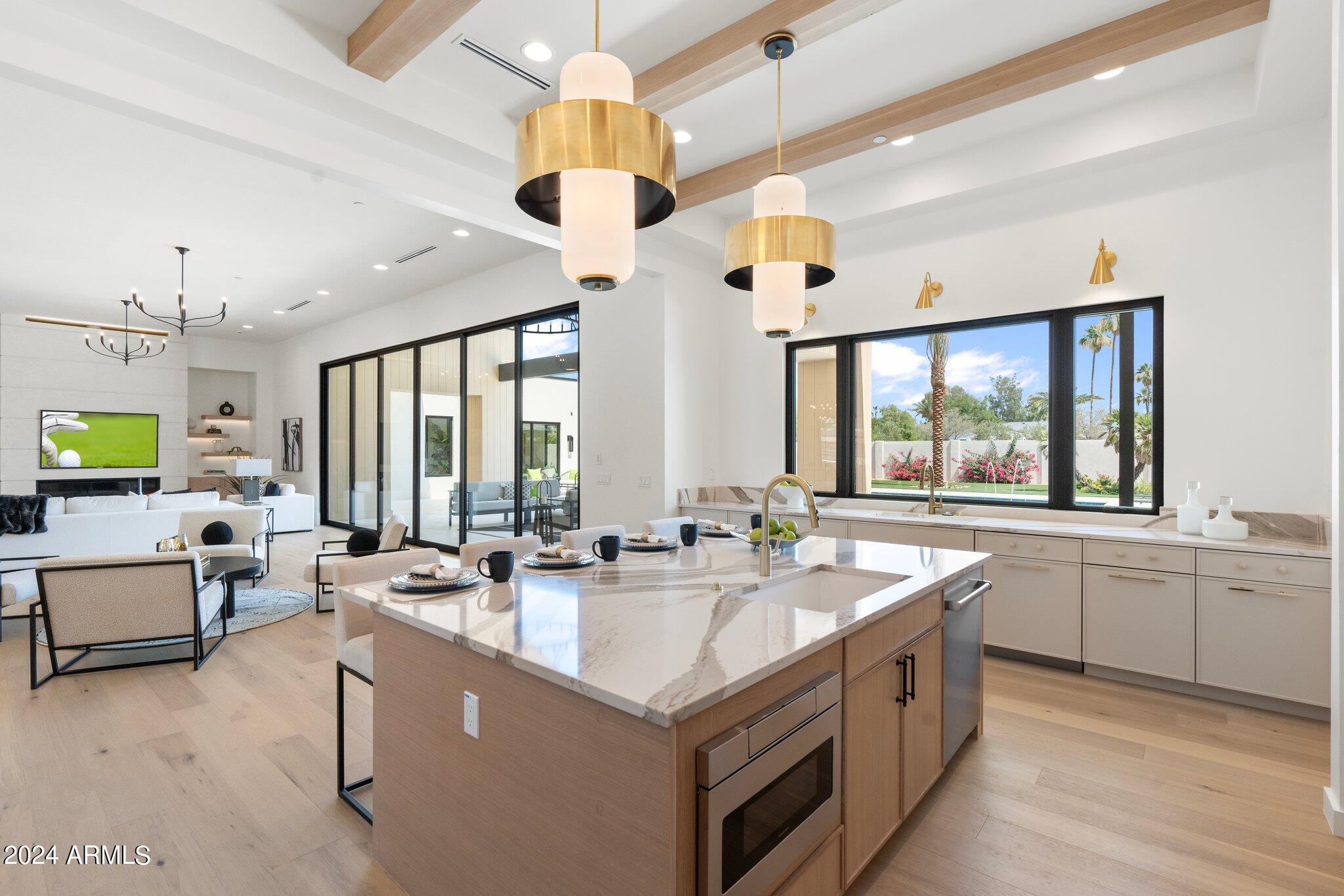 DESERT WIND - Residential