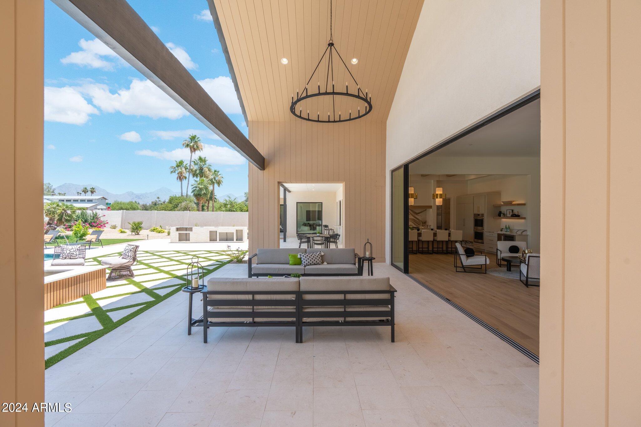 DESERT WIND - Residential