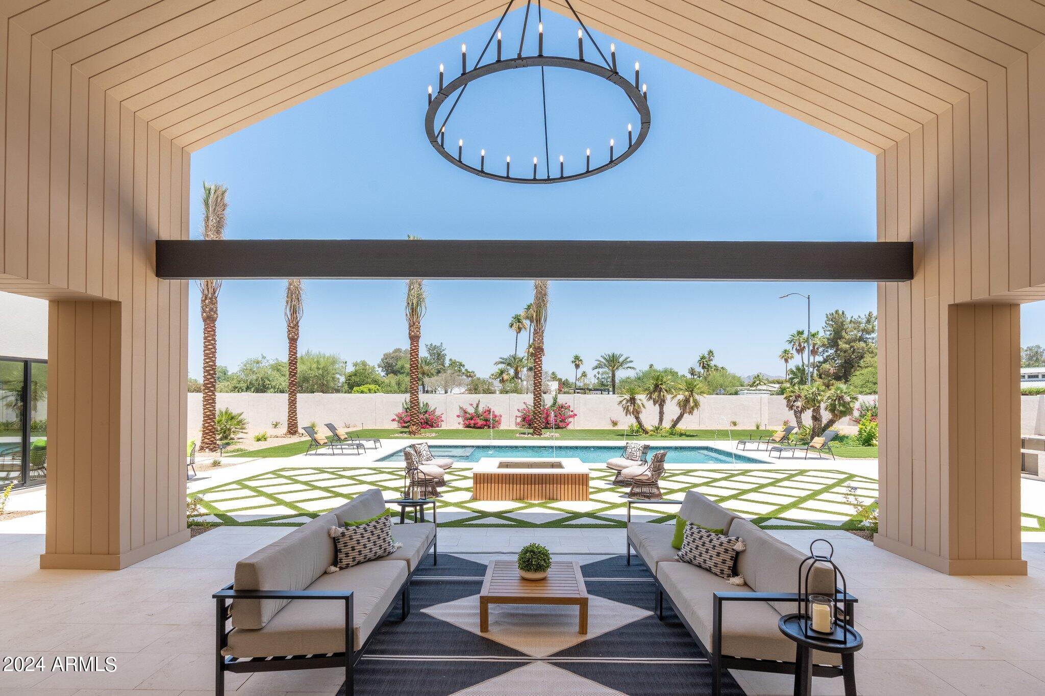 DESERT WIND - Residential