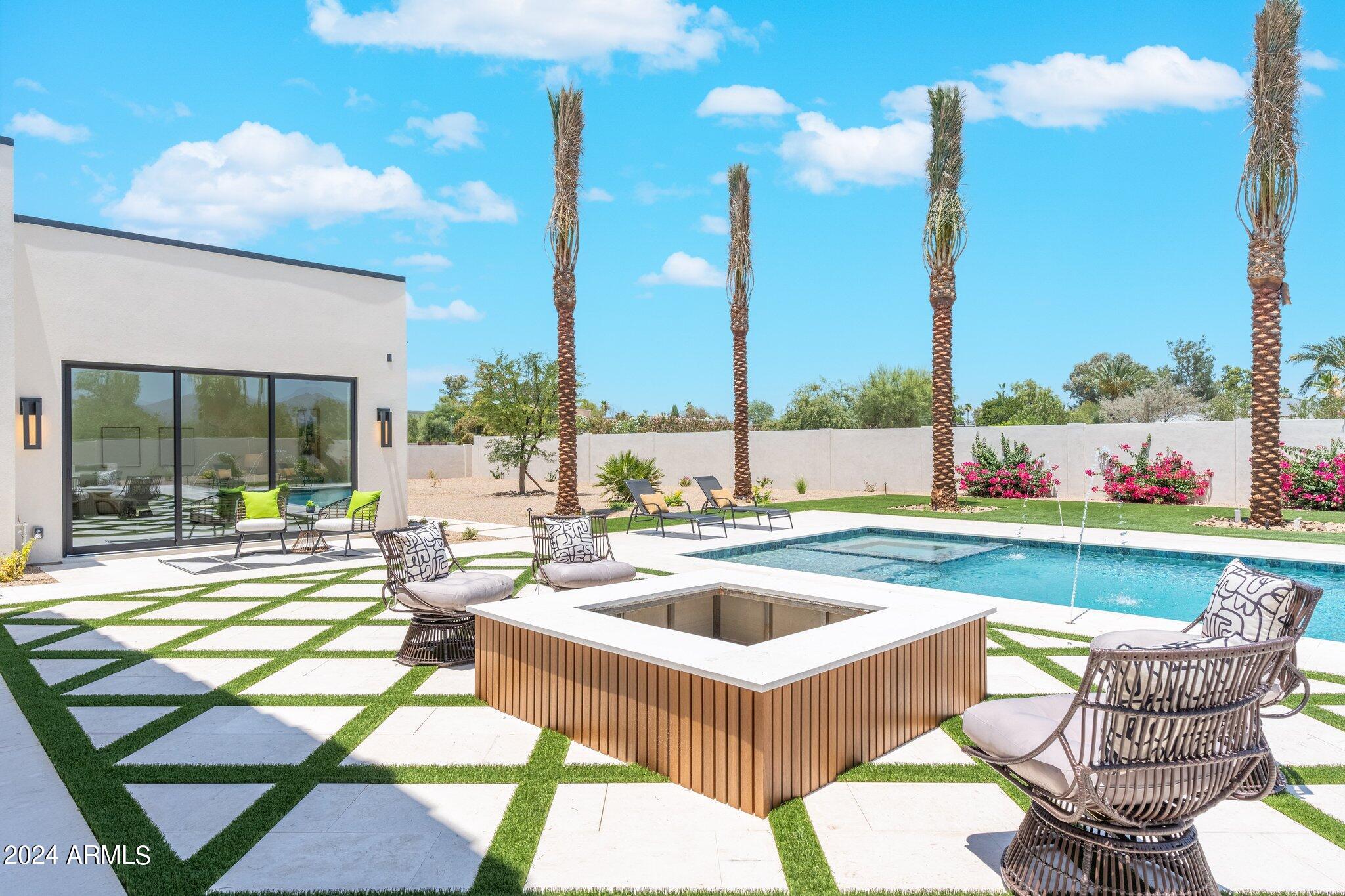 DESERT WIND - Residential
