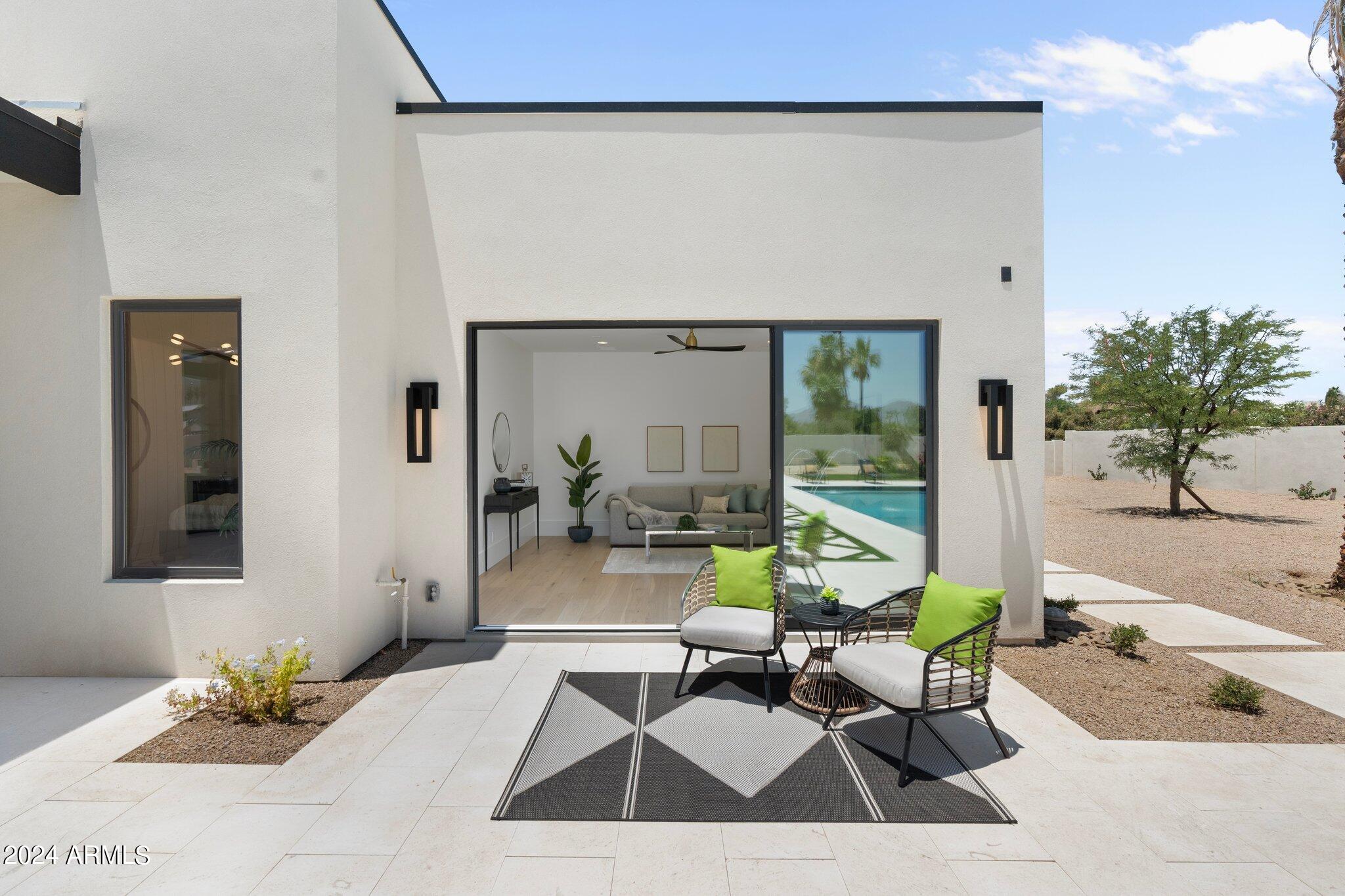 DESERT WIND - Residential