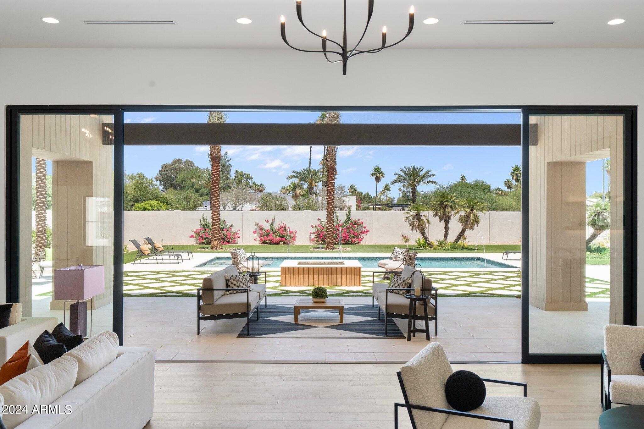 DESERT WIND - Residential