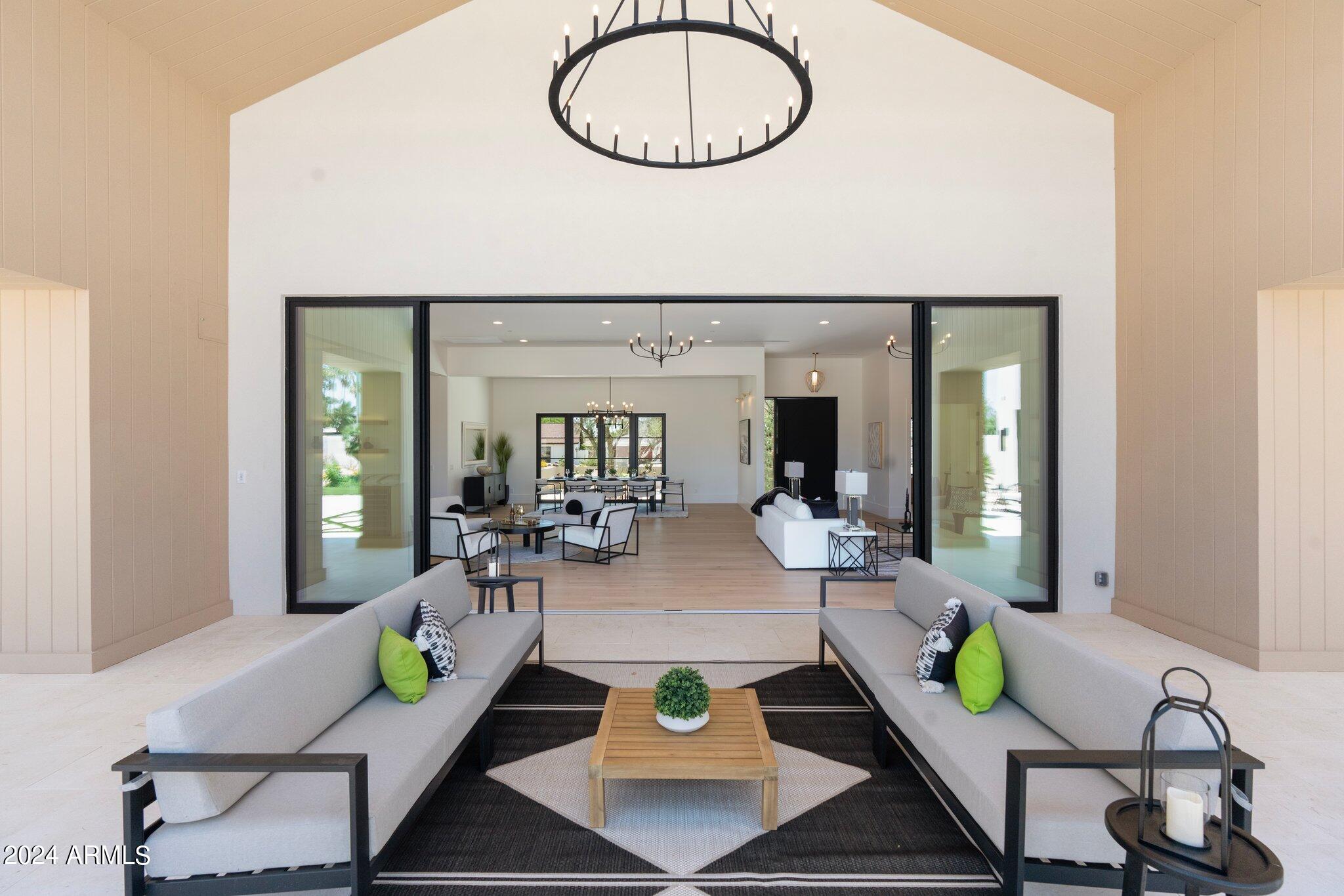 DESERT WIND - Residential