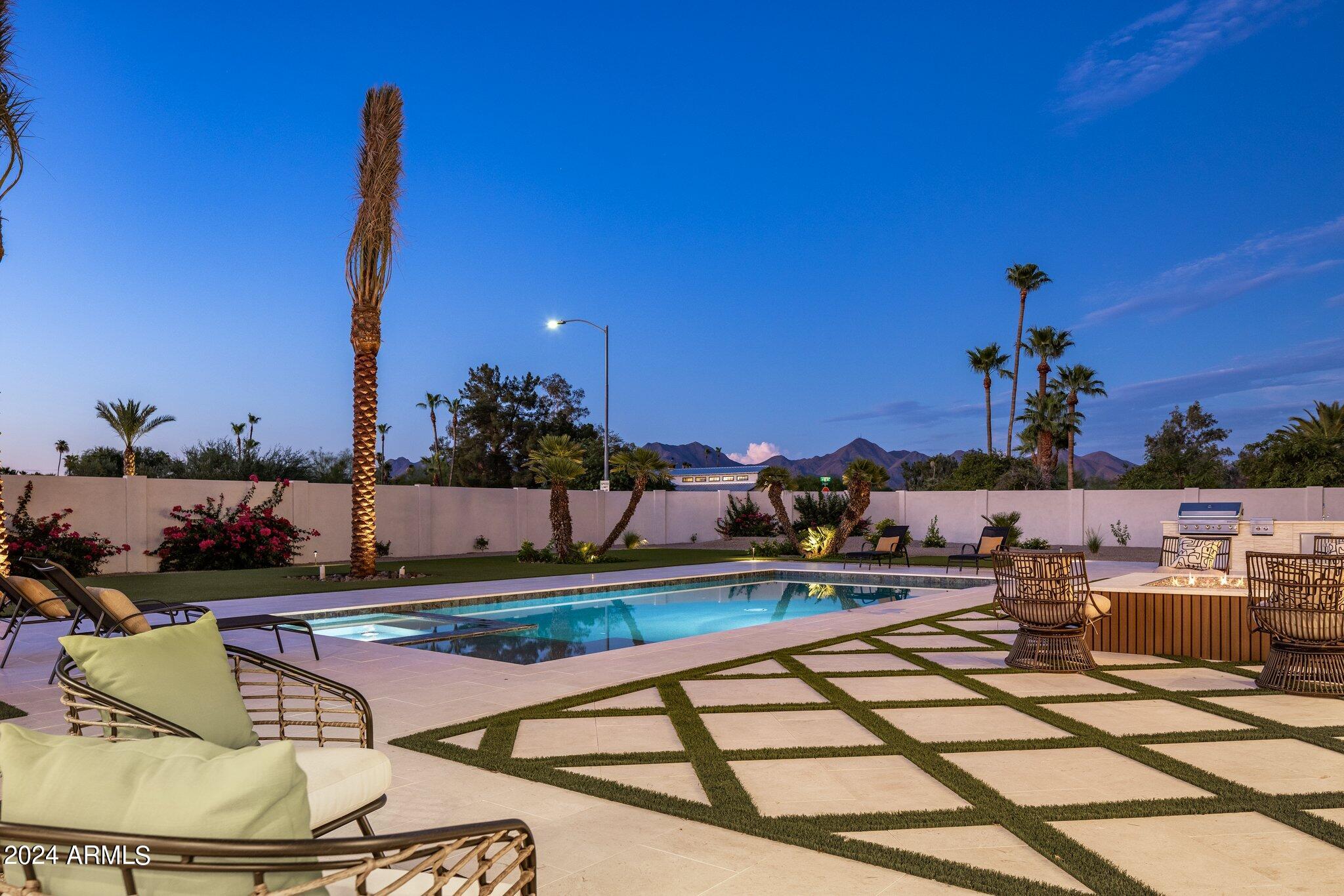 DESERT WIND - Residential