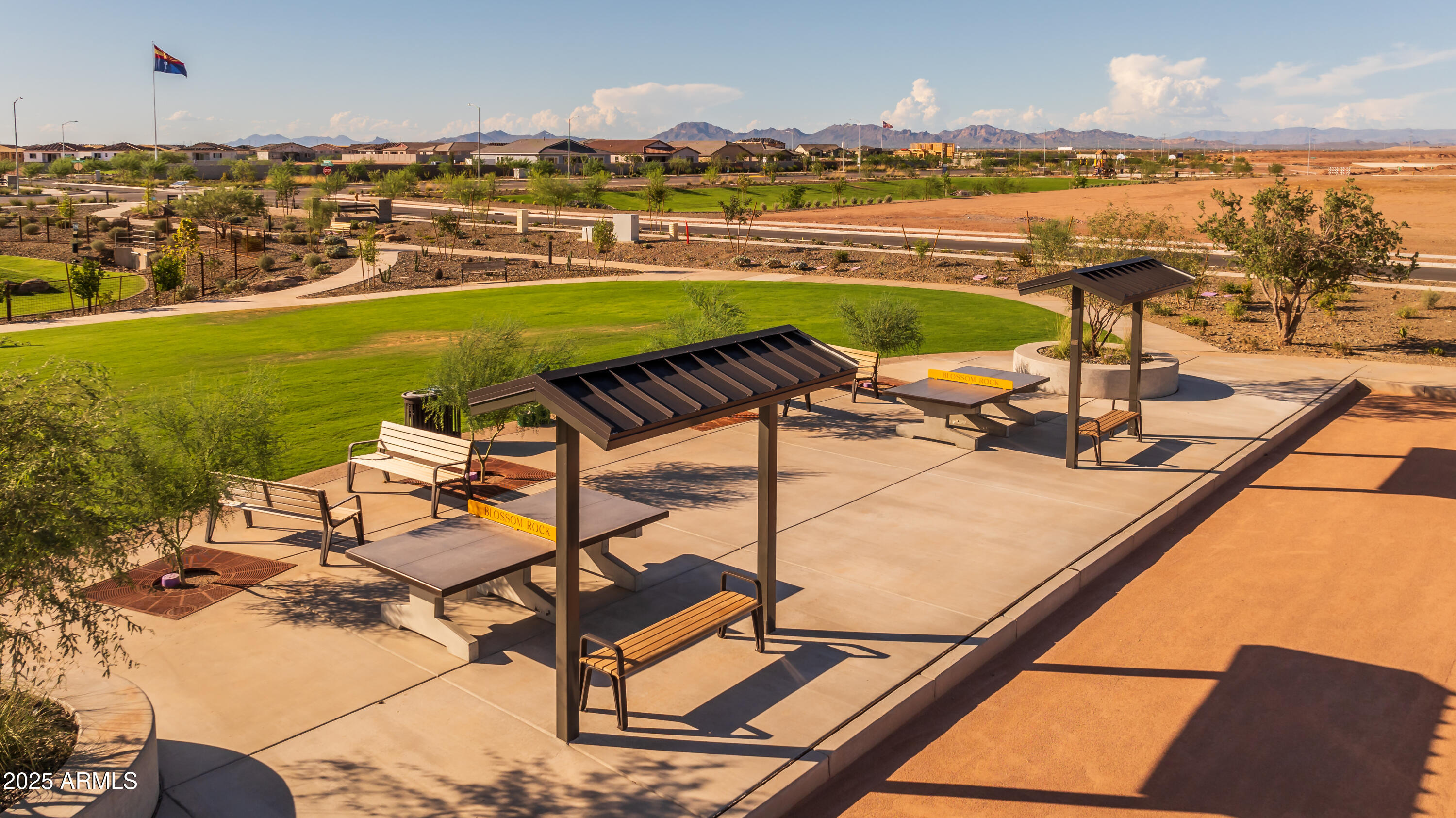 BLOSSOM ROCK PHASE 2 - Residential