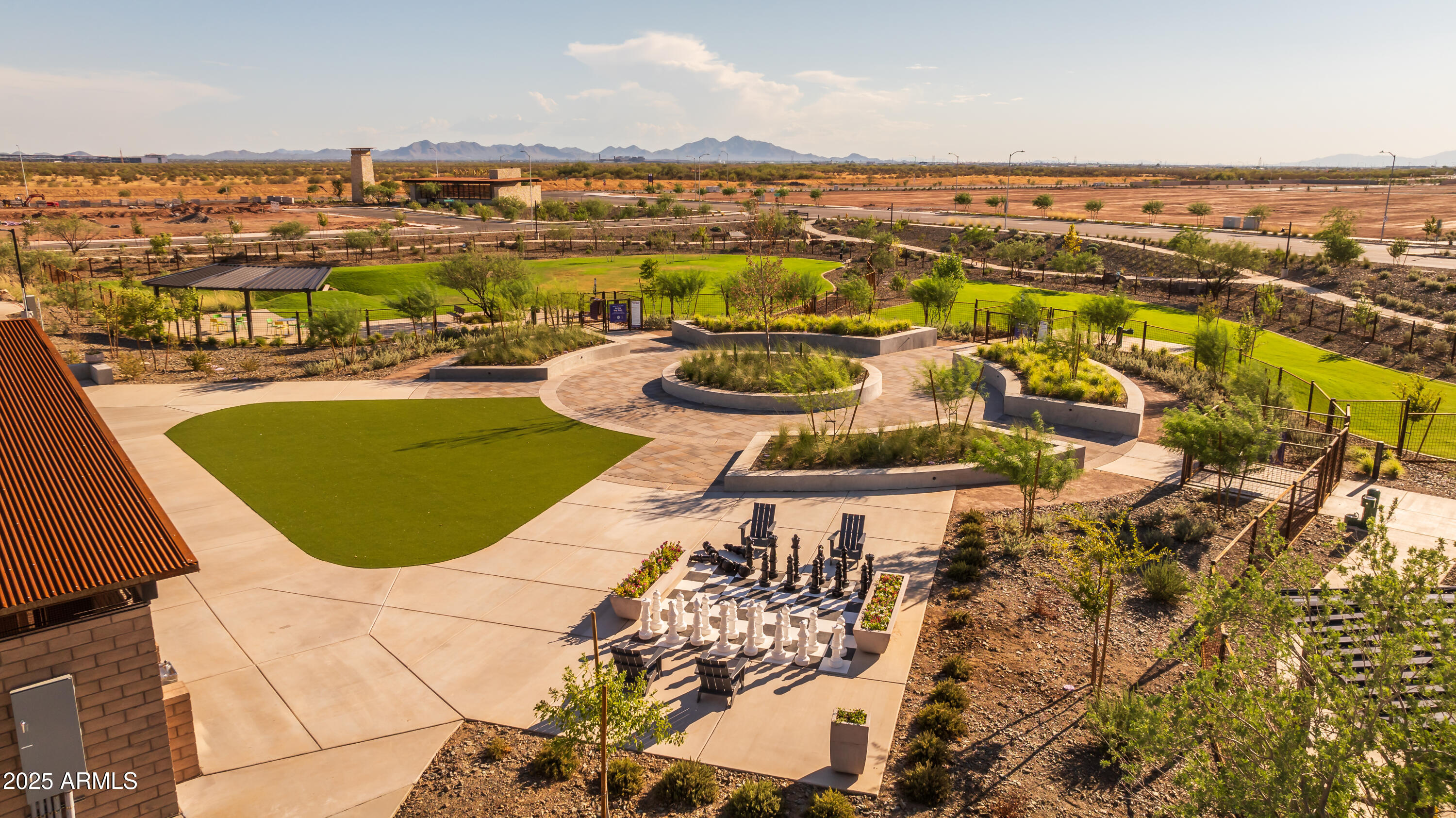 BLOSSOM ROCK PHASE 2 - Residential