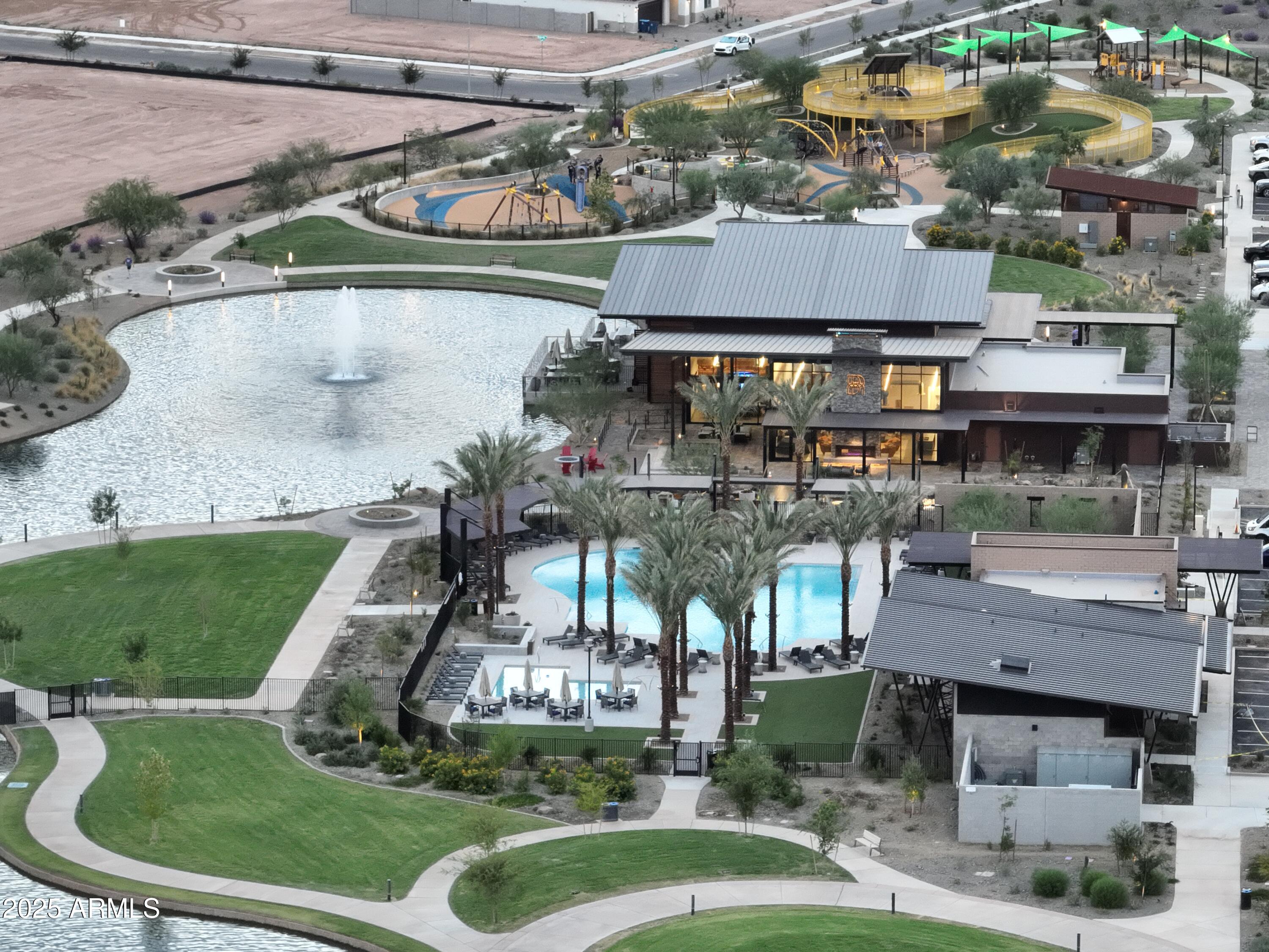 BLOSSOM ROCK PHASE 2 - Residential