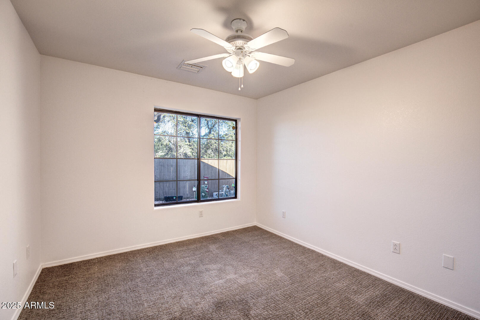 NORTHWOODS COMDOMINIUM - Residential
